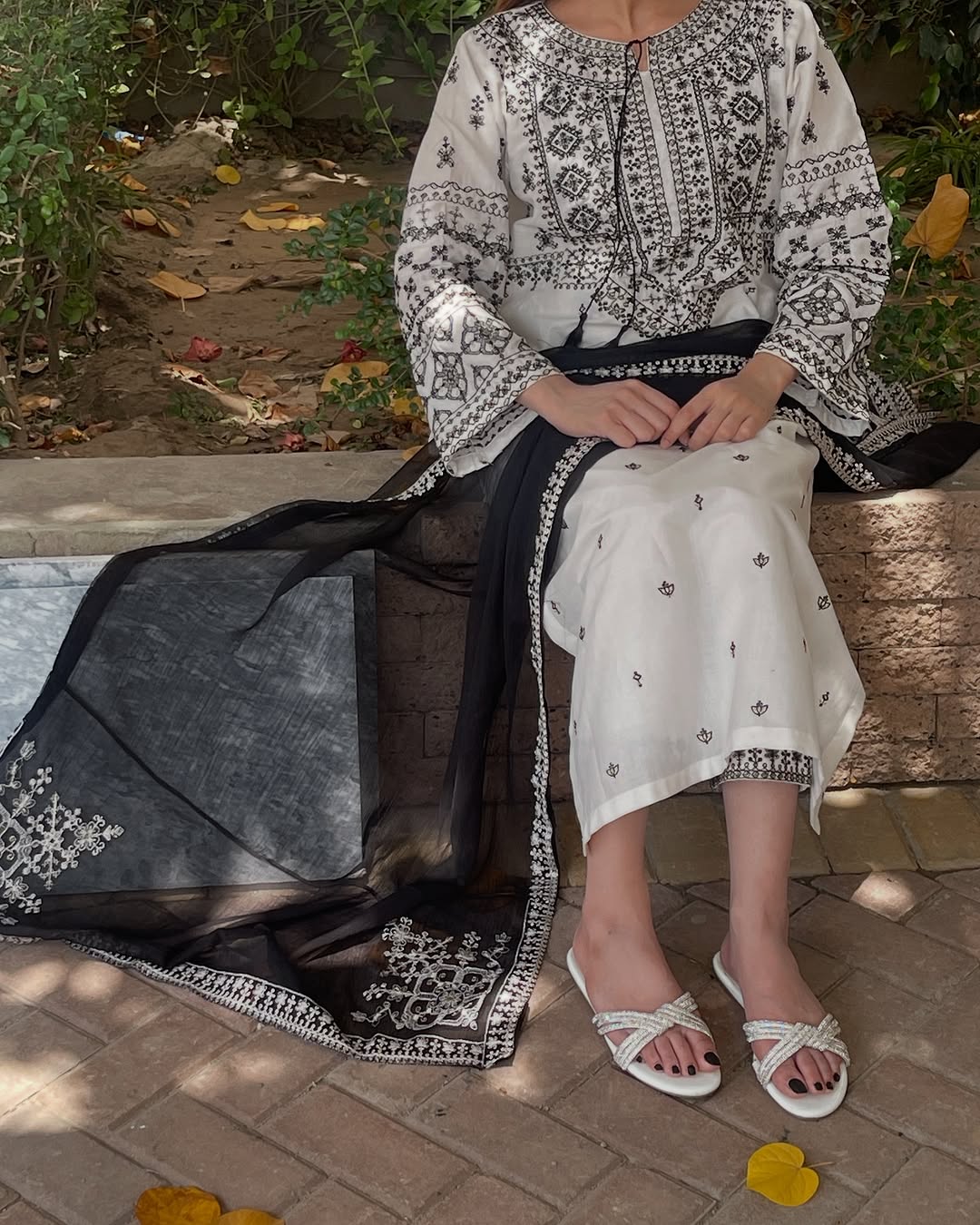 Dastan embroidered 3 pc