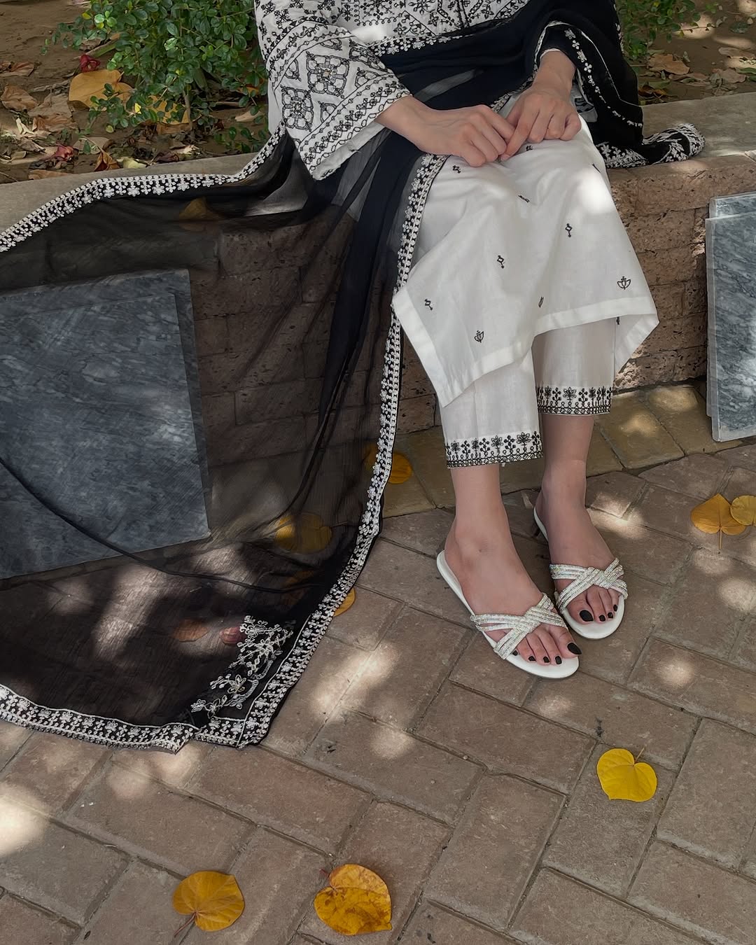 Dastan embroidered 3 pc