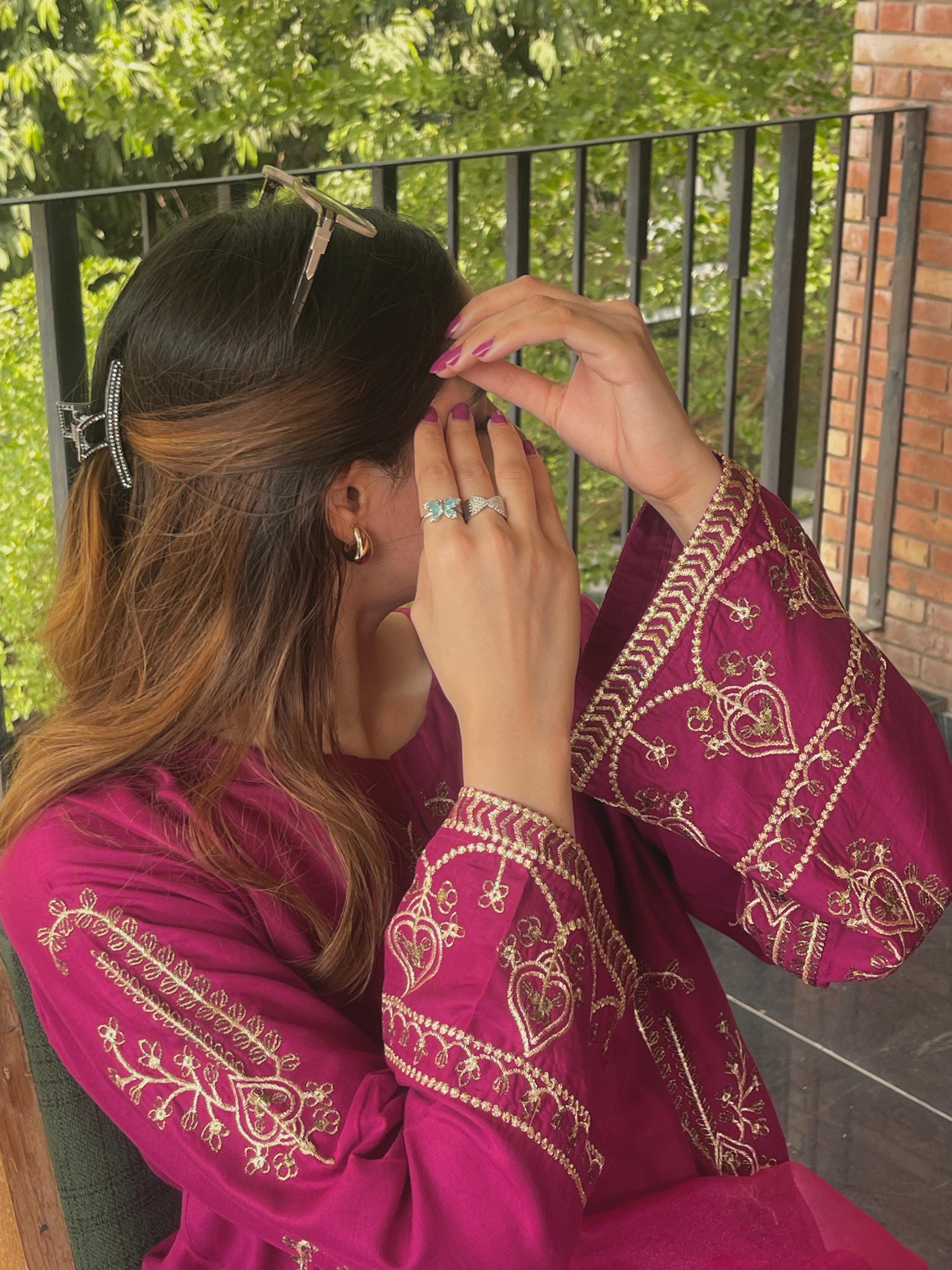 Amber embroidered 2 pc