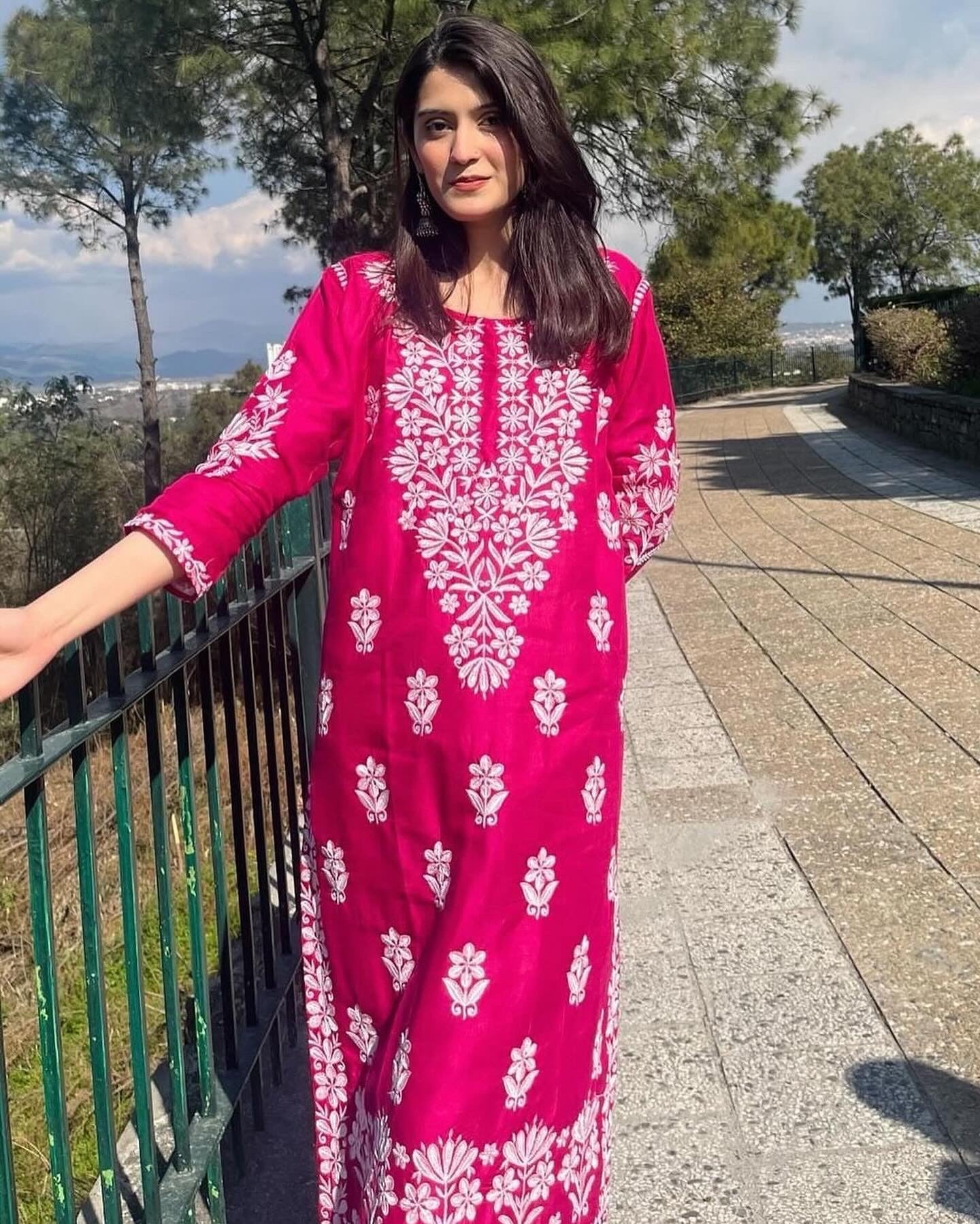 Indian chikan kari kurta pink