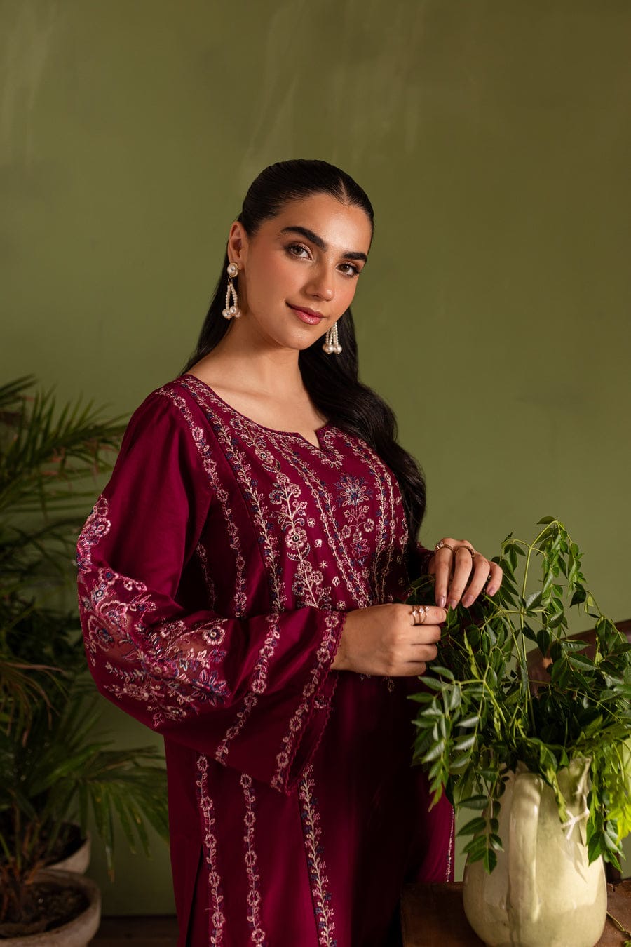 Sanam embroidered 2 pc