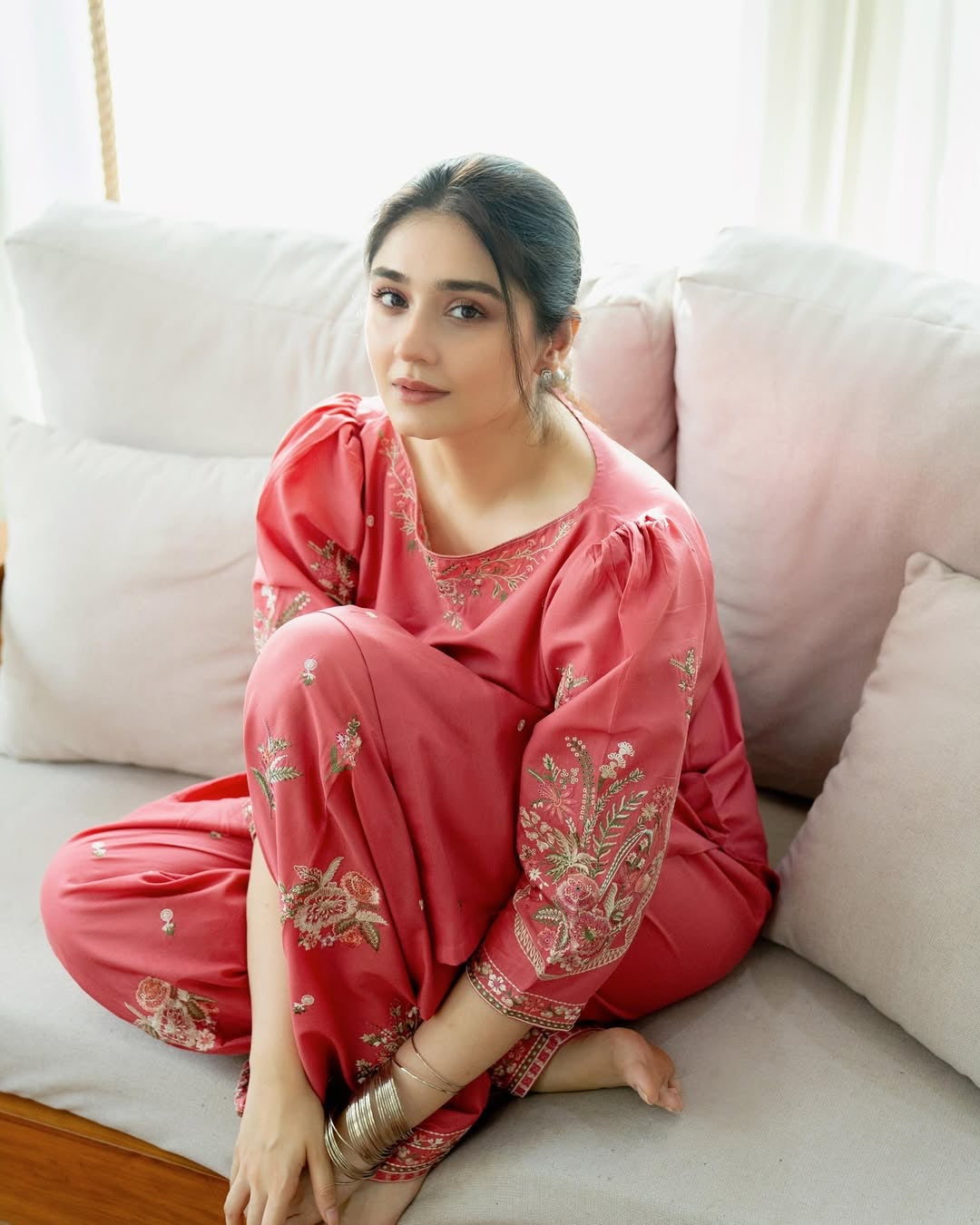 Nisho embroidered Farshi set