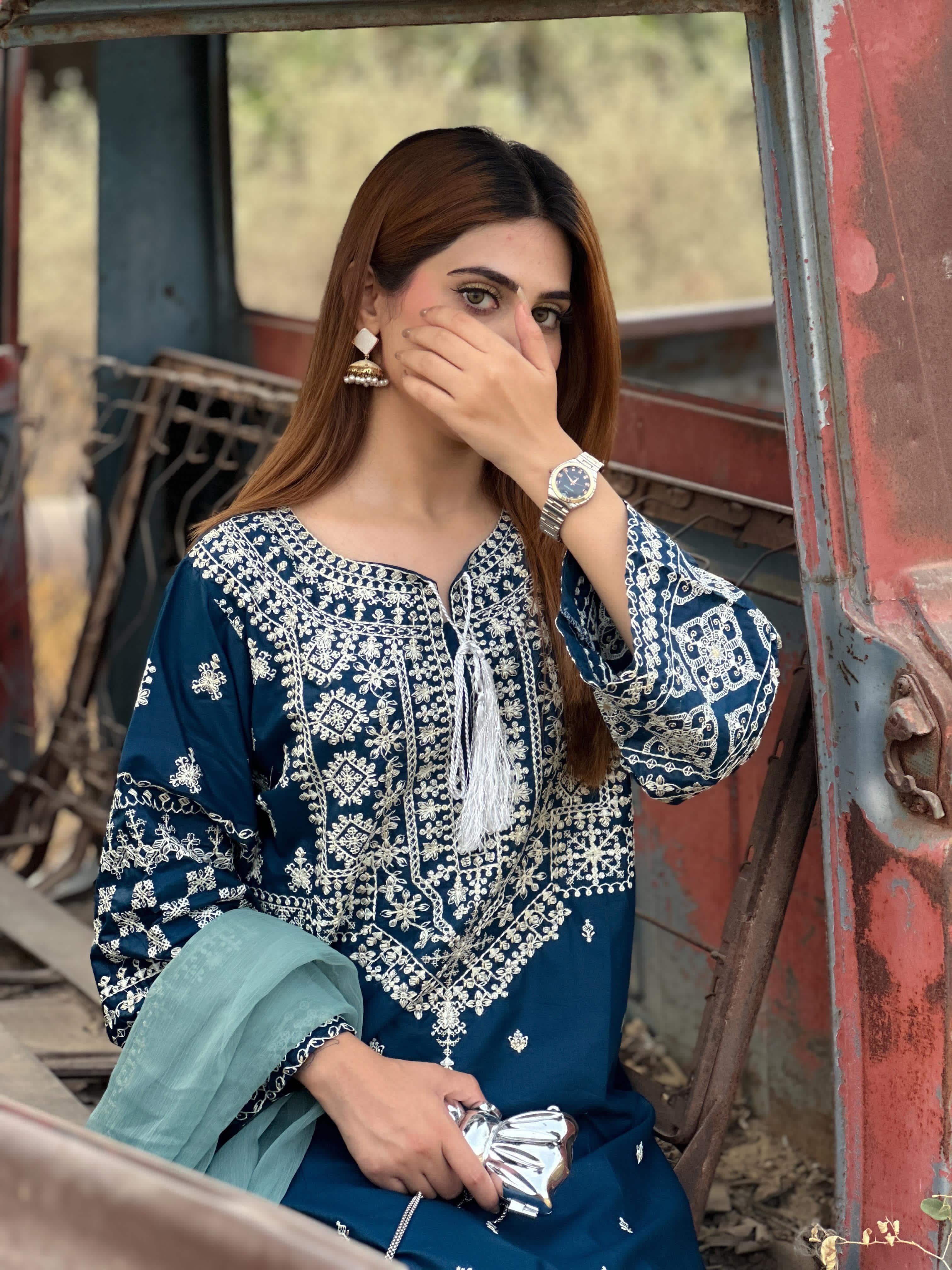 Dastan embroidered 3 pc teal