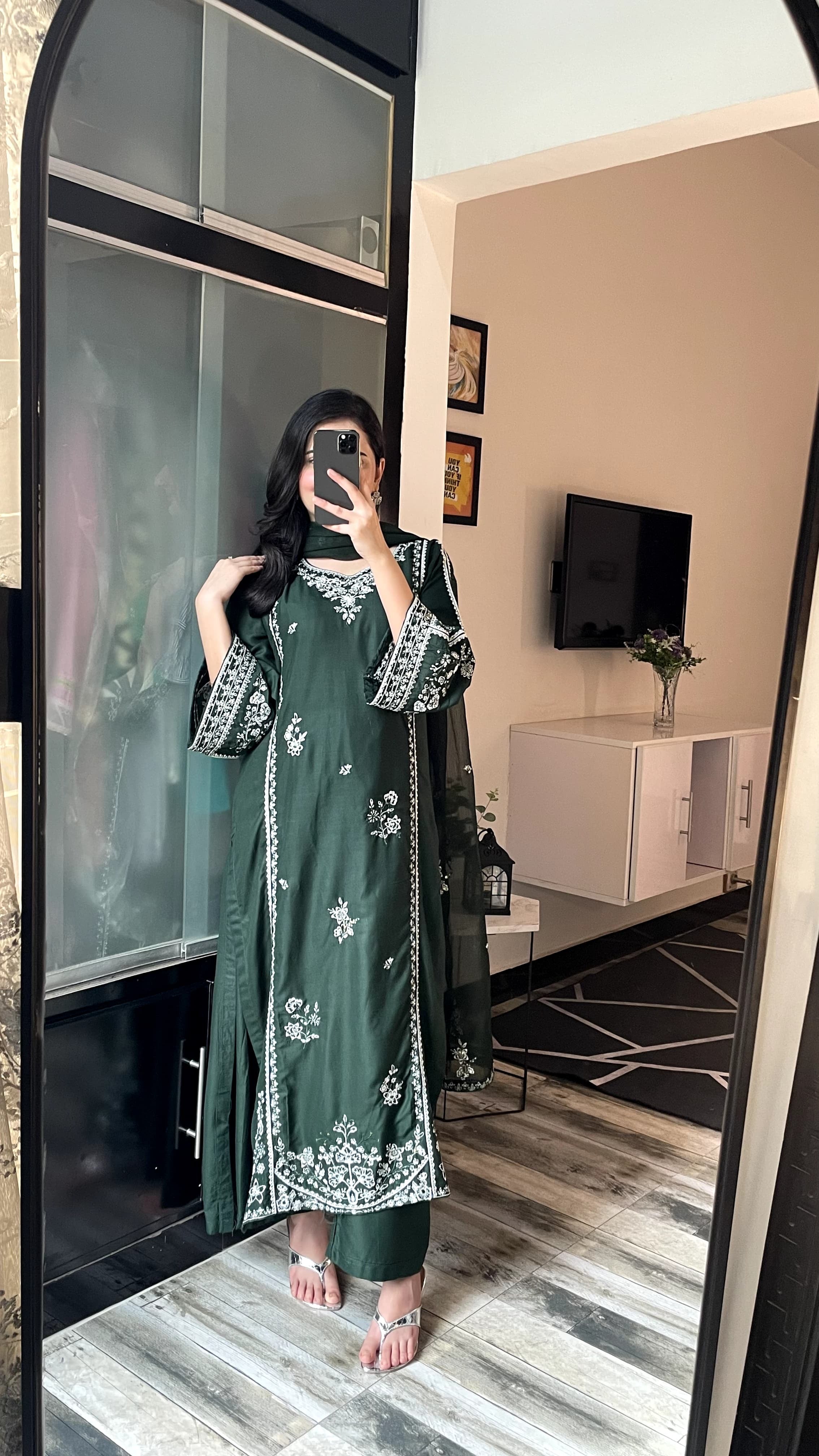 Reet embroidered 3 pc