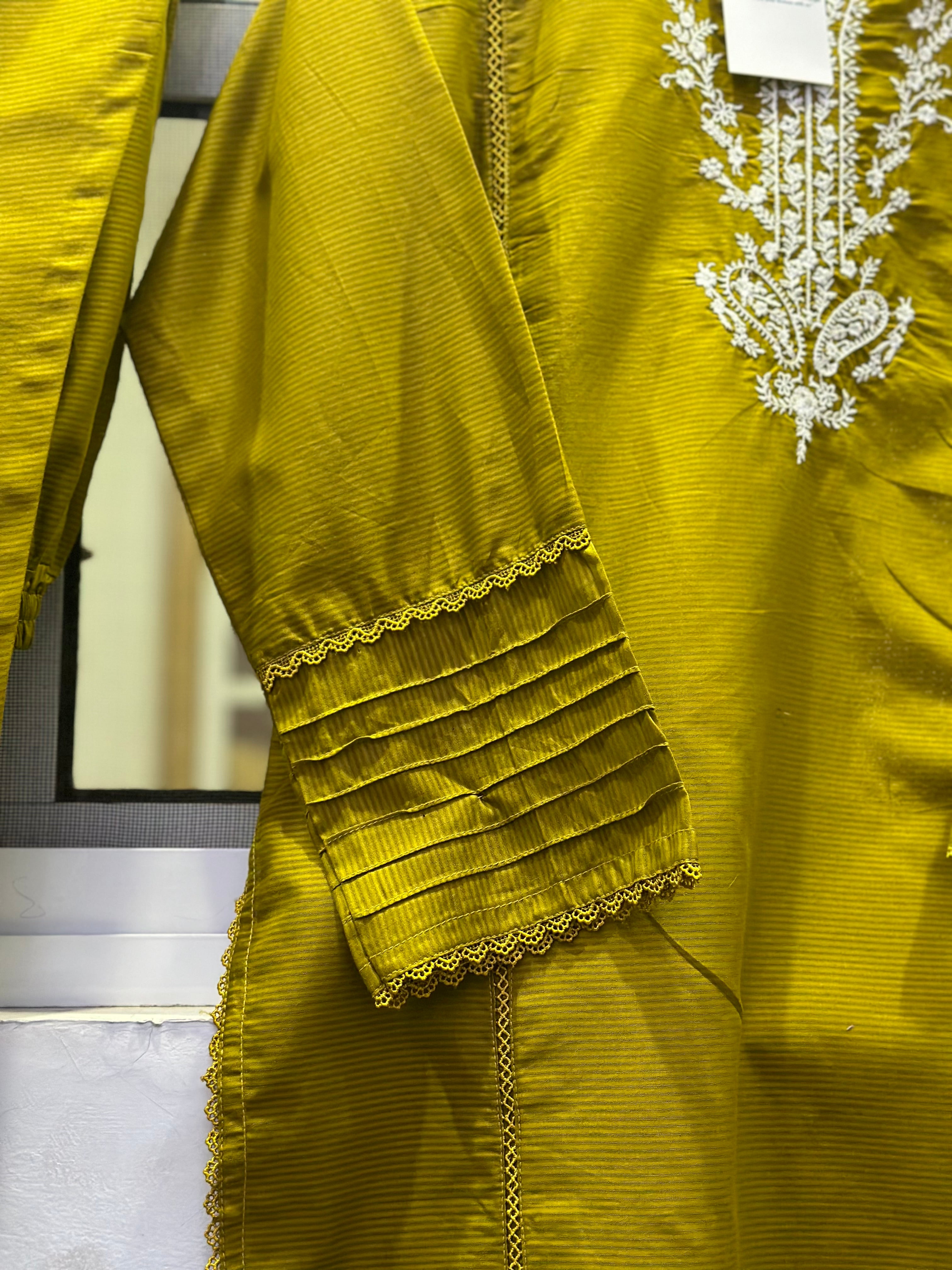 Eid hand embroidered solid two piece dhani