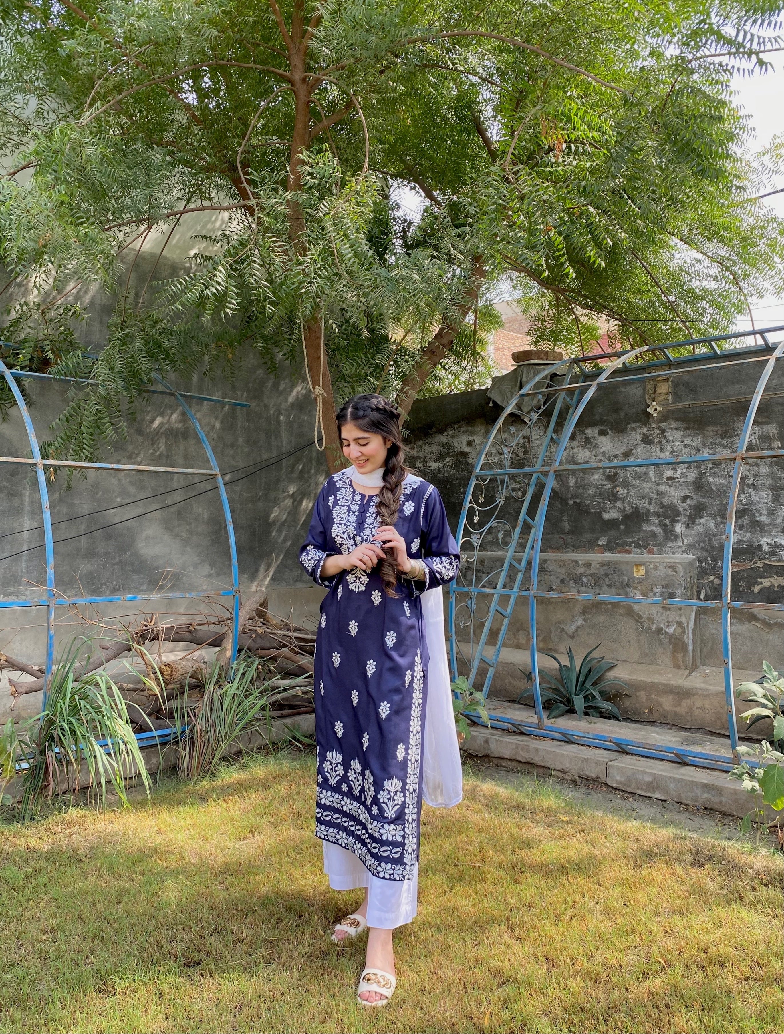 Indian chikan kari kurta navy blue