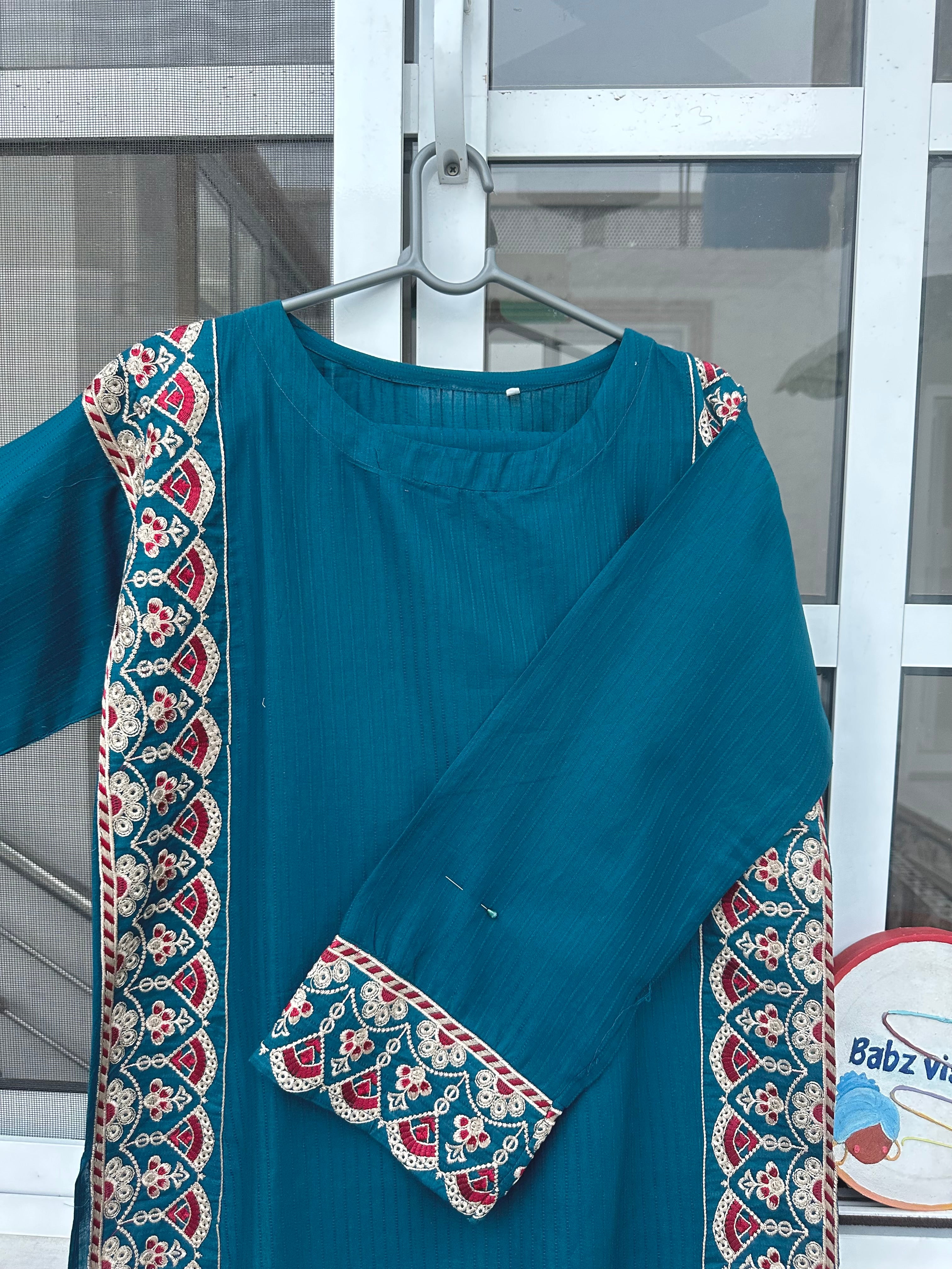 Mehru embroidered 2 piece teal