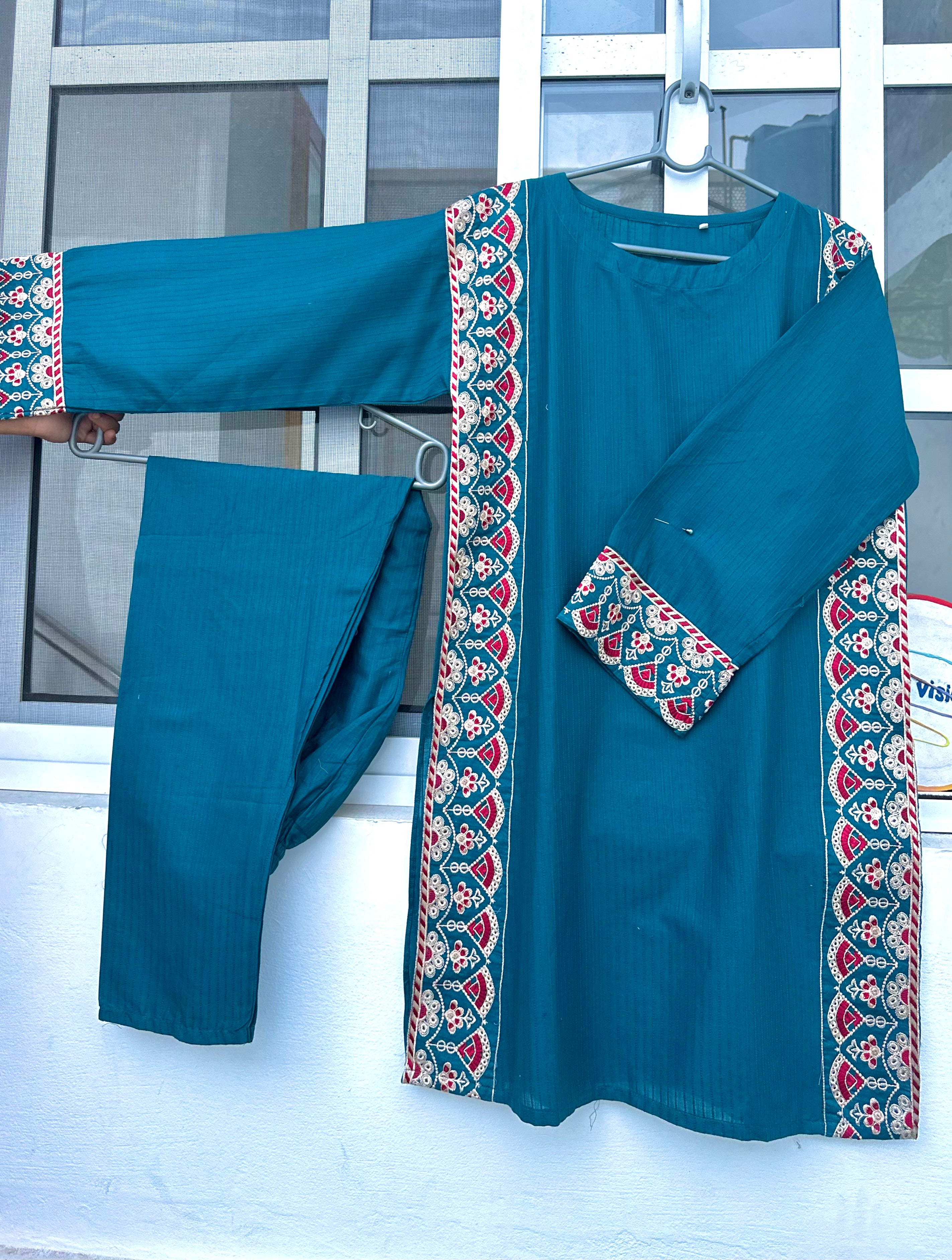 Mehru embroidered 2 piece teal