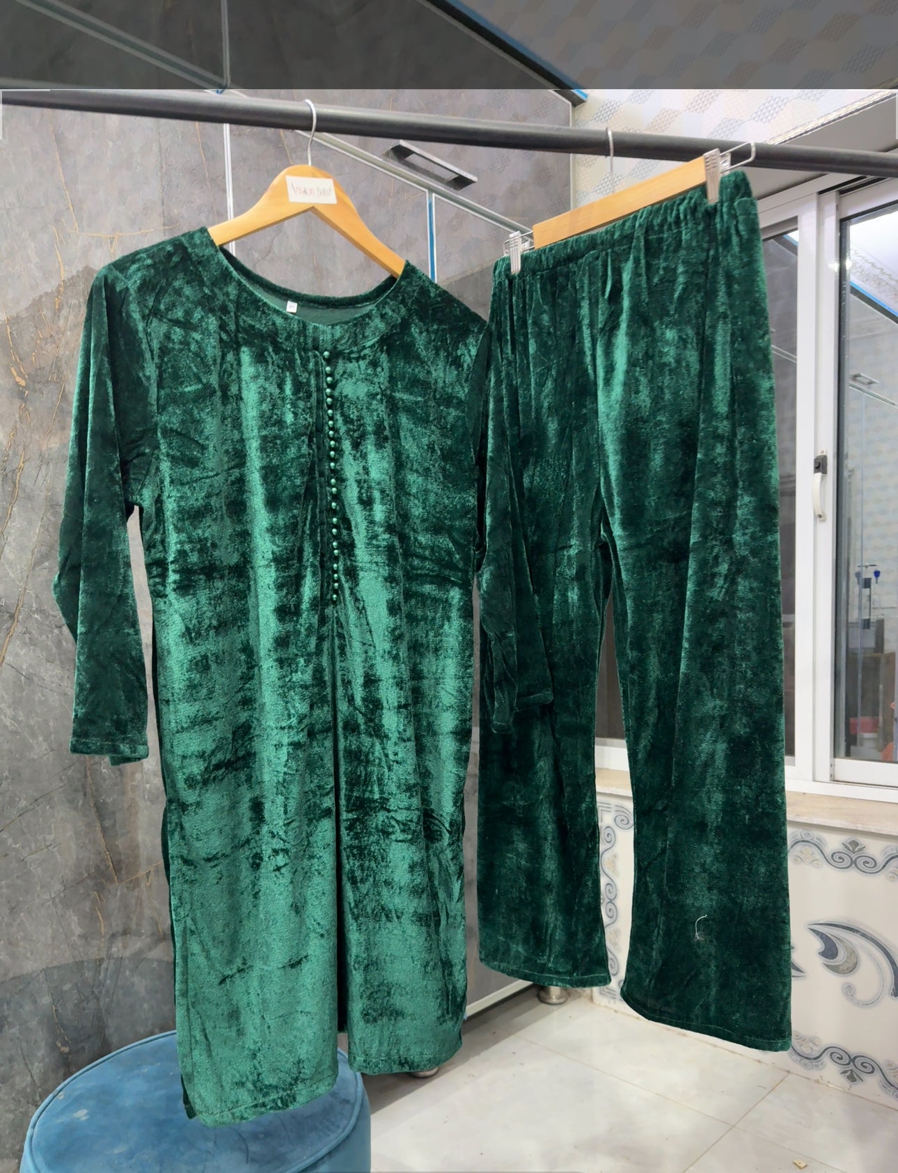 Velvet solid 2 piece emerald