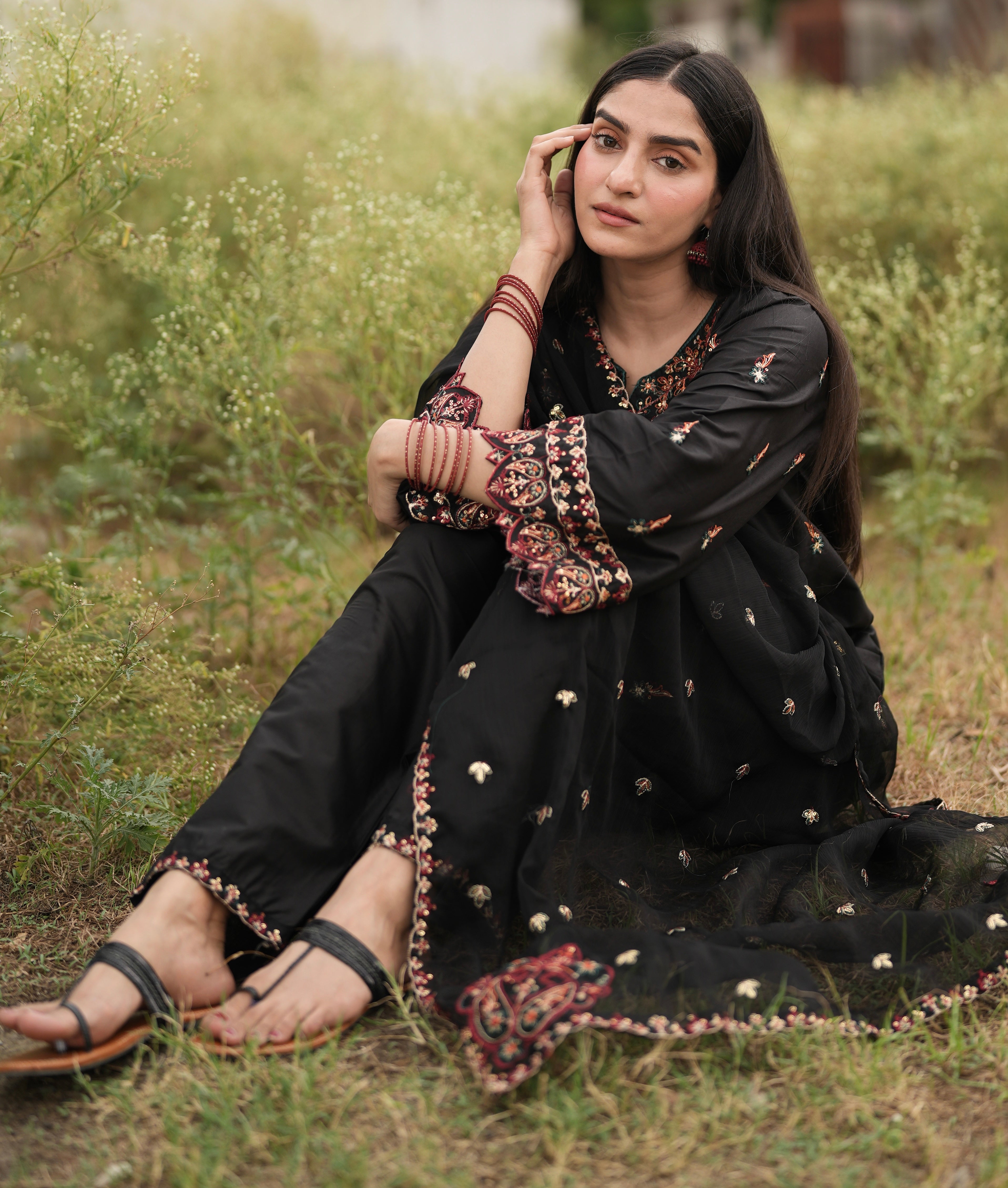 Zaria embroidered 3 pc
