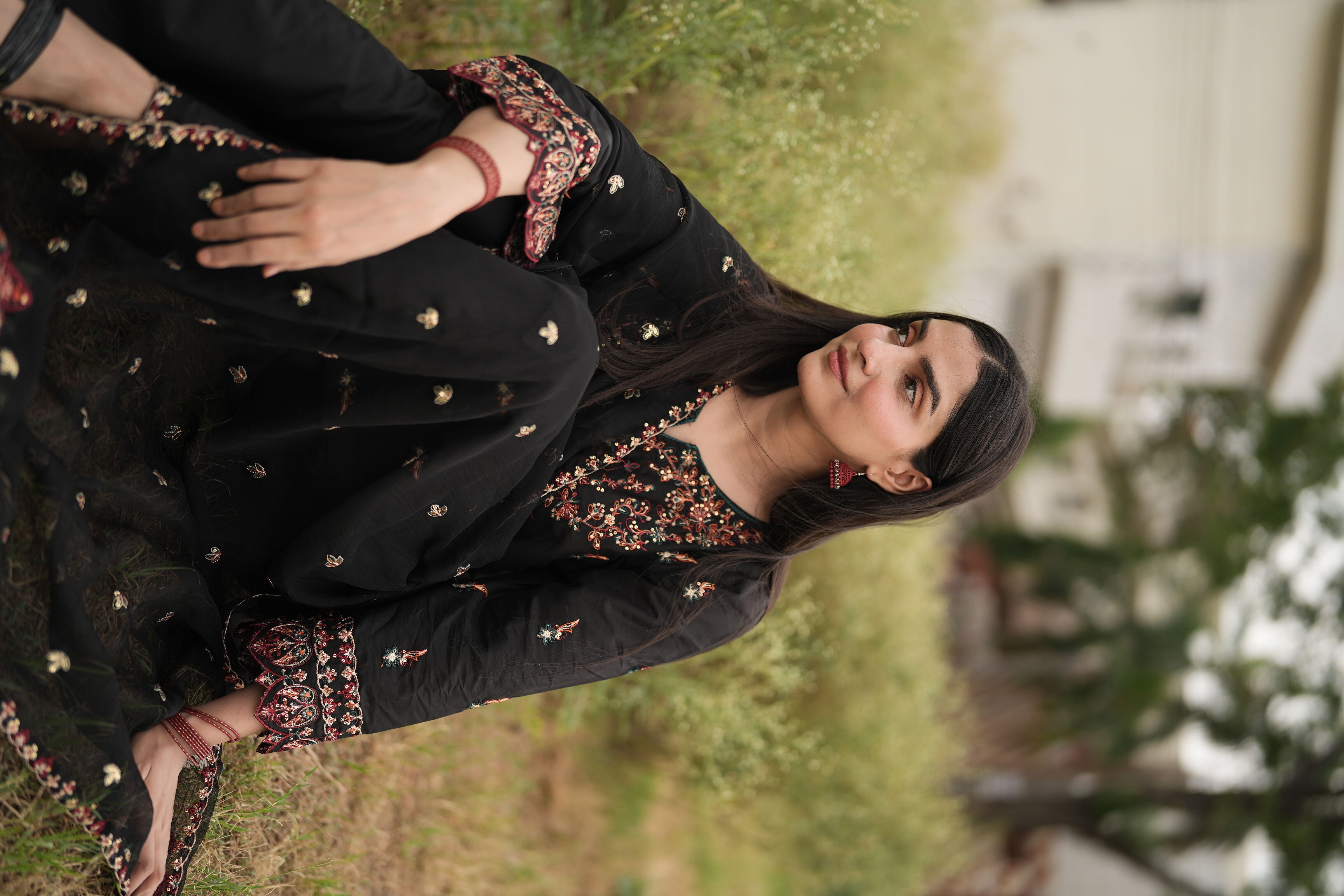 Zaria embroidered 3 pc