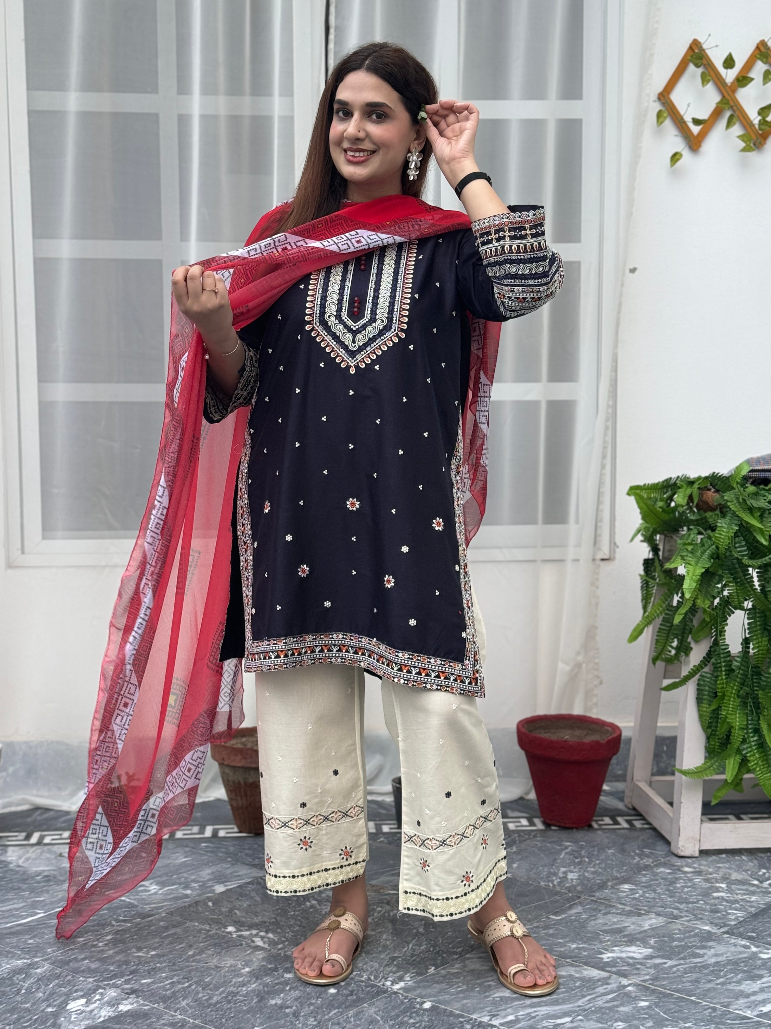 Geet embroidered 3 pc