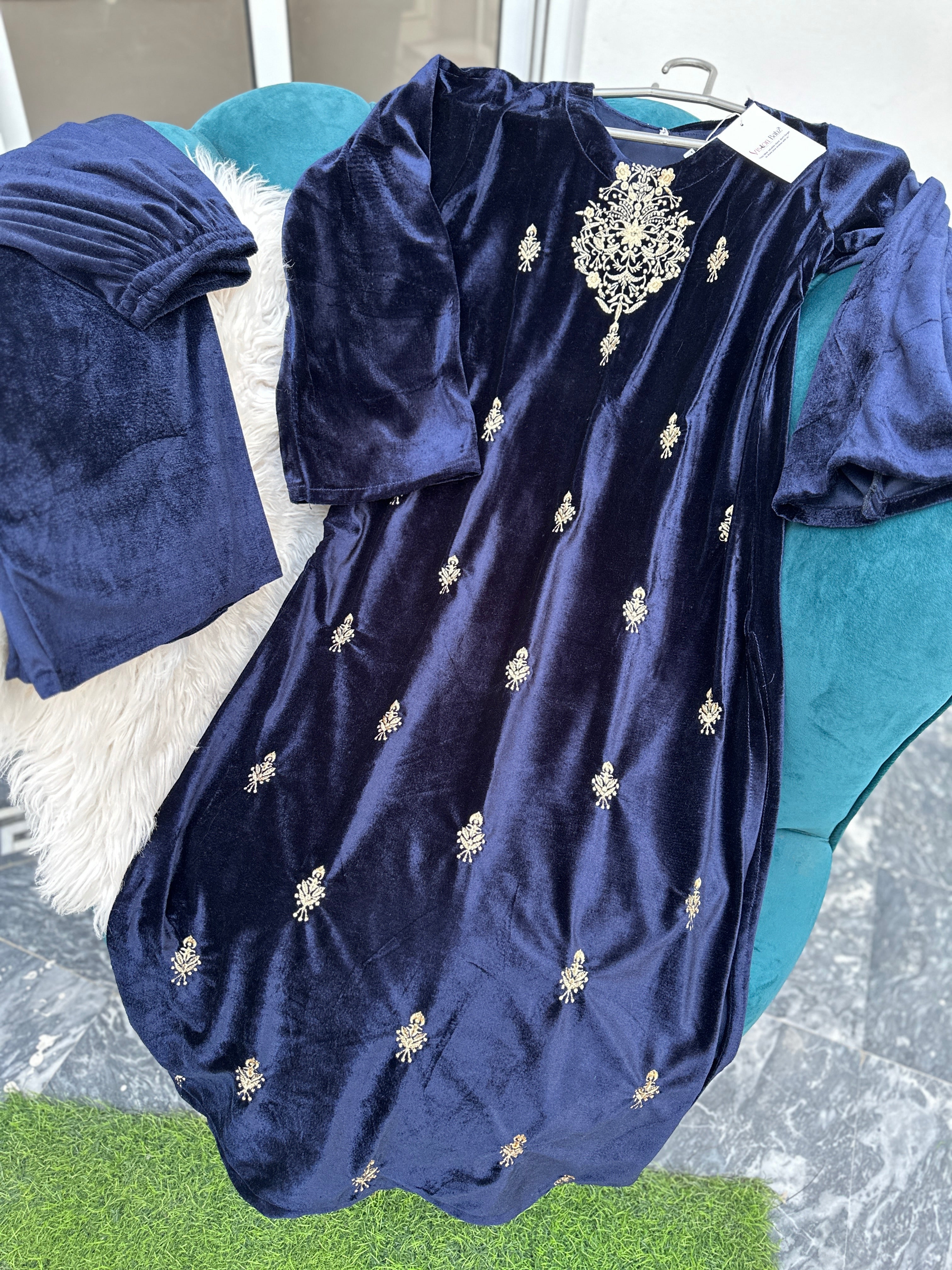 Velvet 2 piece navy