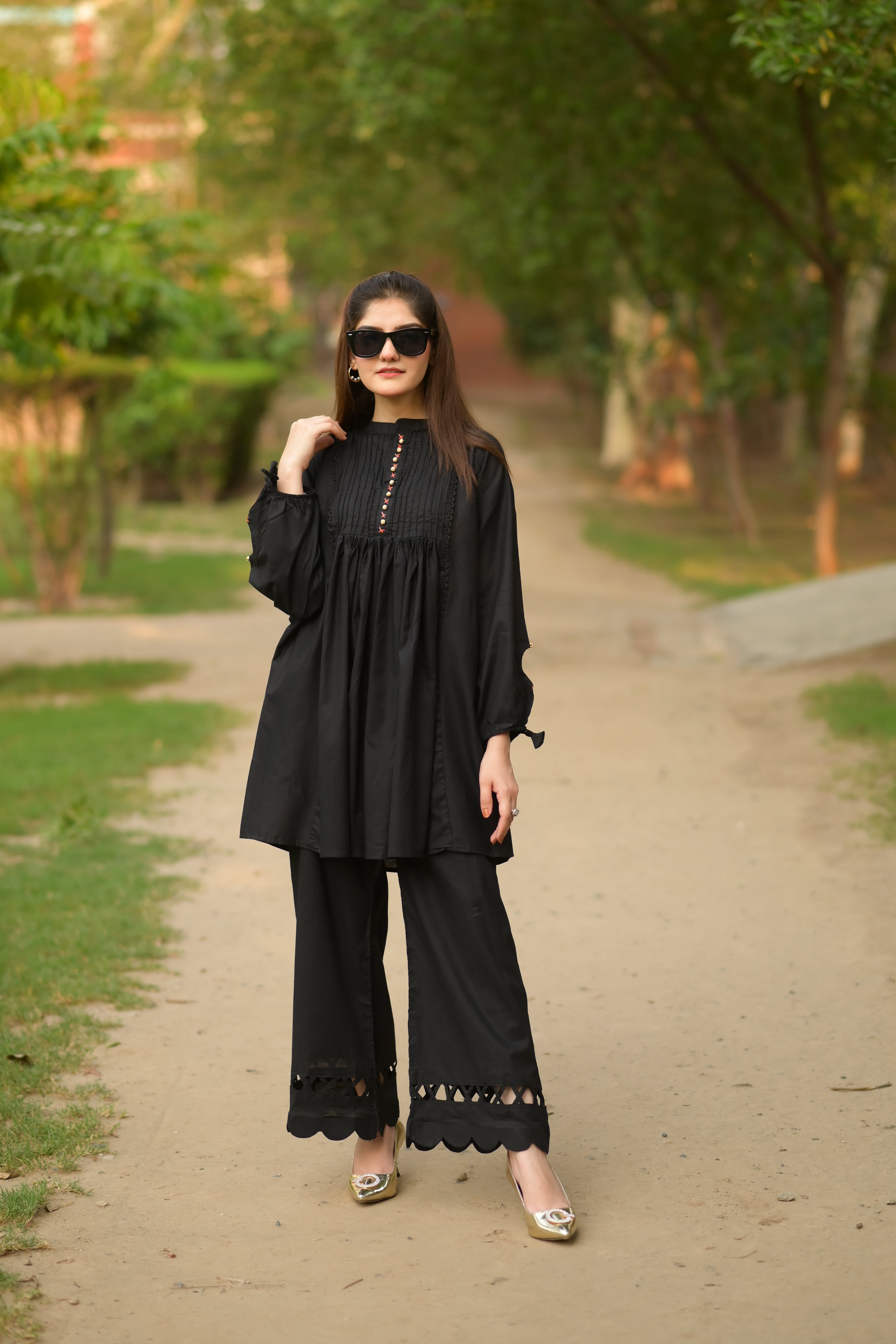 Kastoori black 2 piece frok and plazo winter khaddar