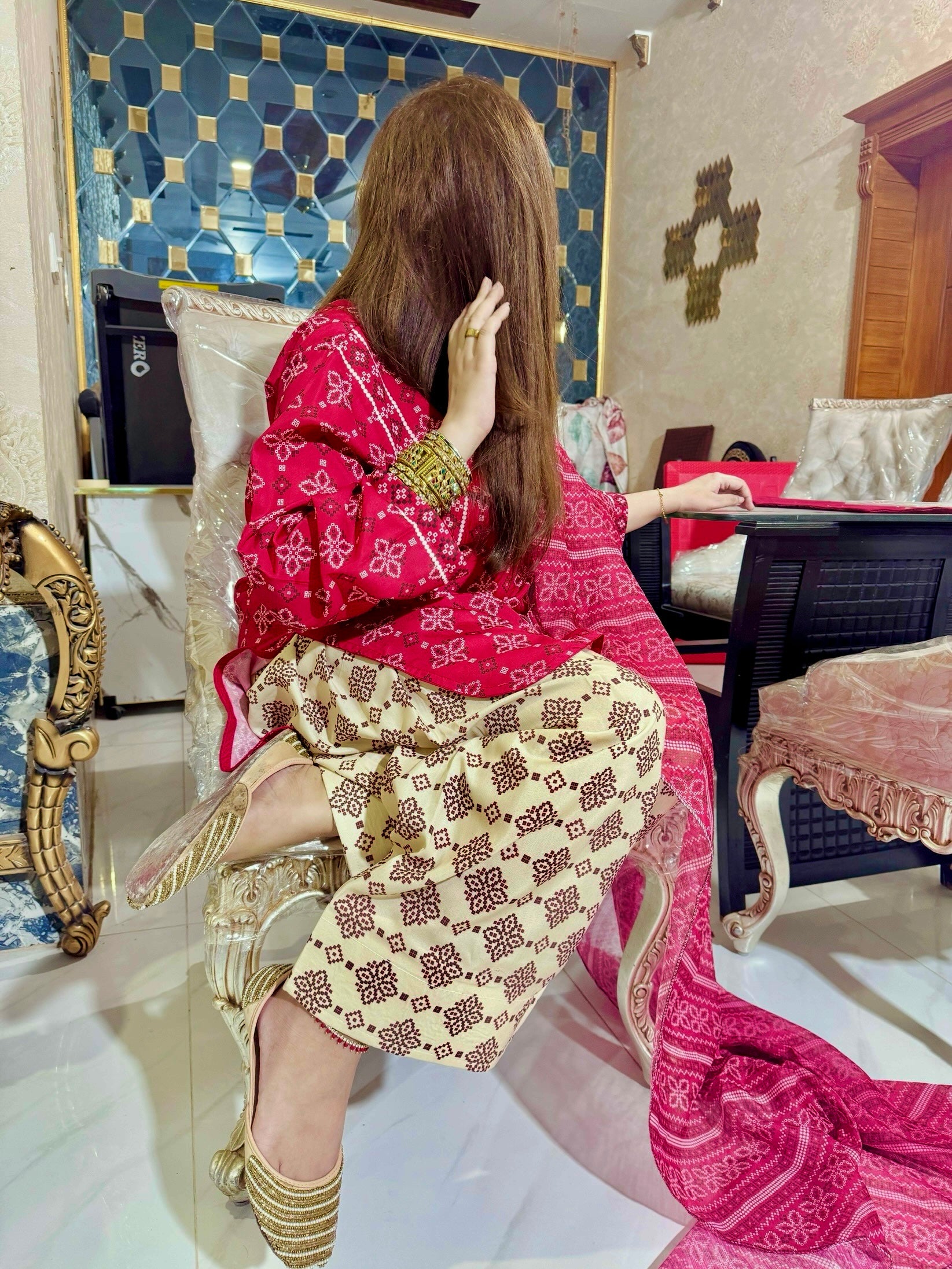 Basanti 3PC (Farshi)