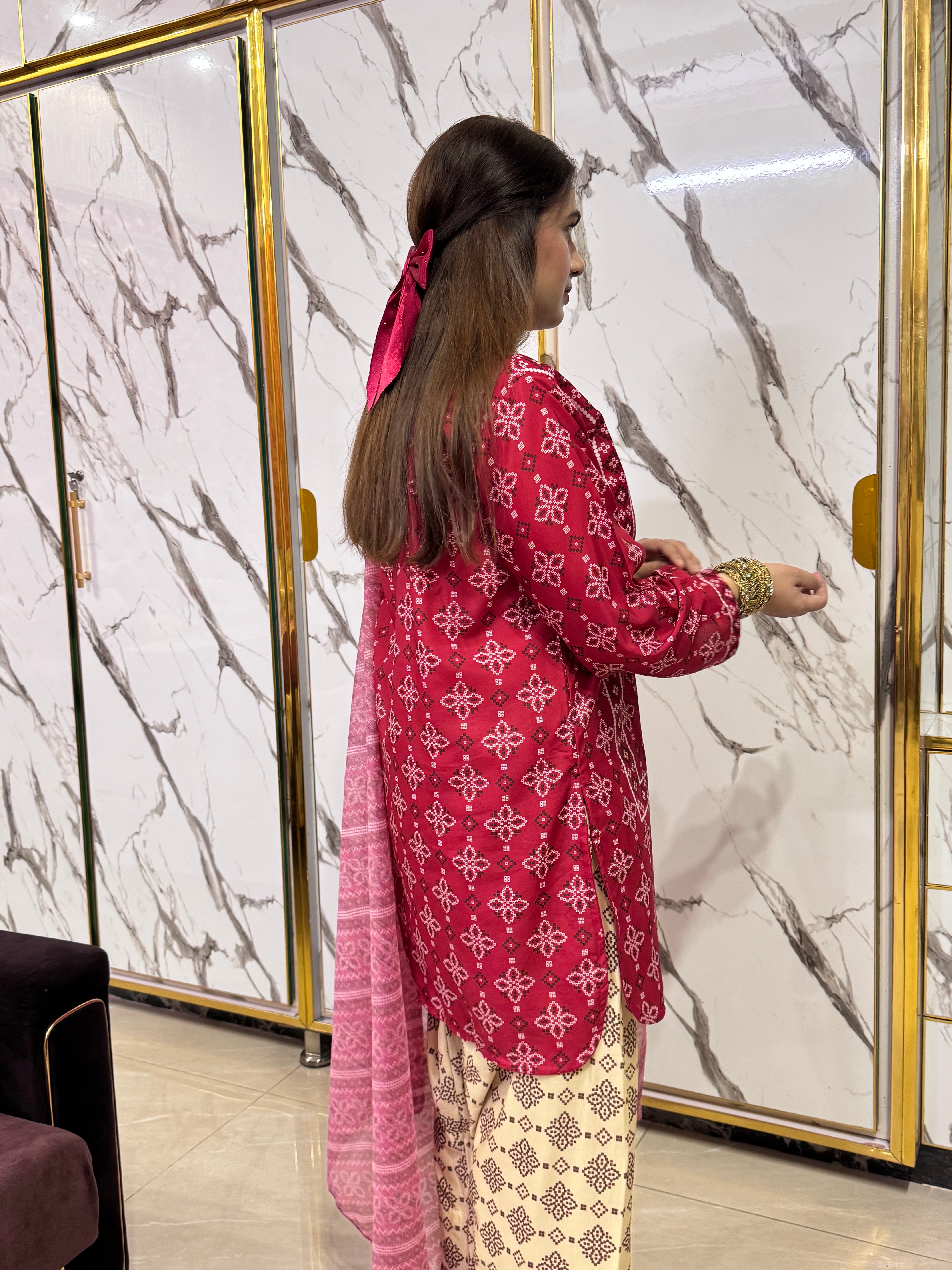 Basanti 3PC (Farshi)