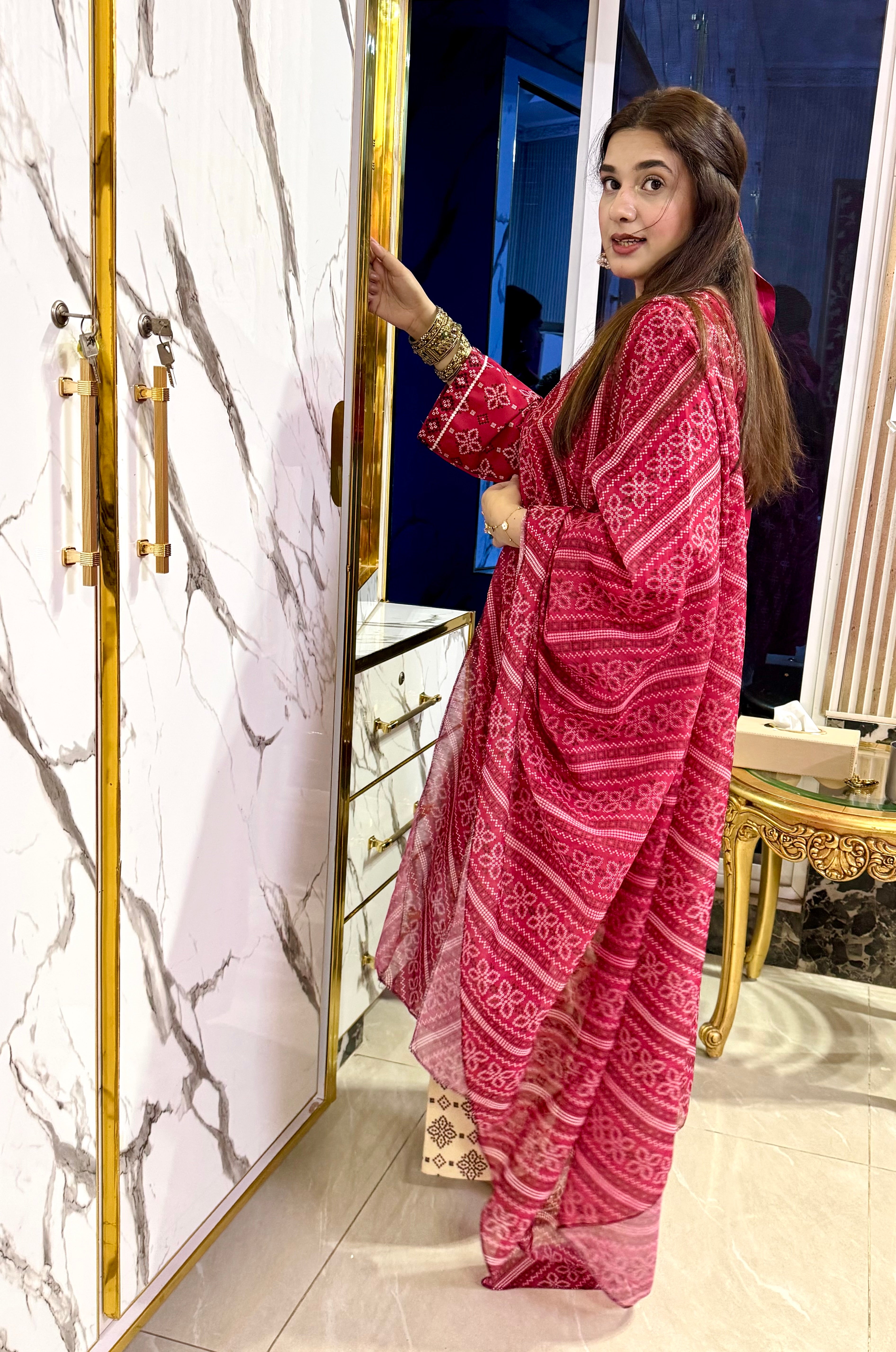 Basanti 3PC (Farshi)