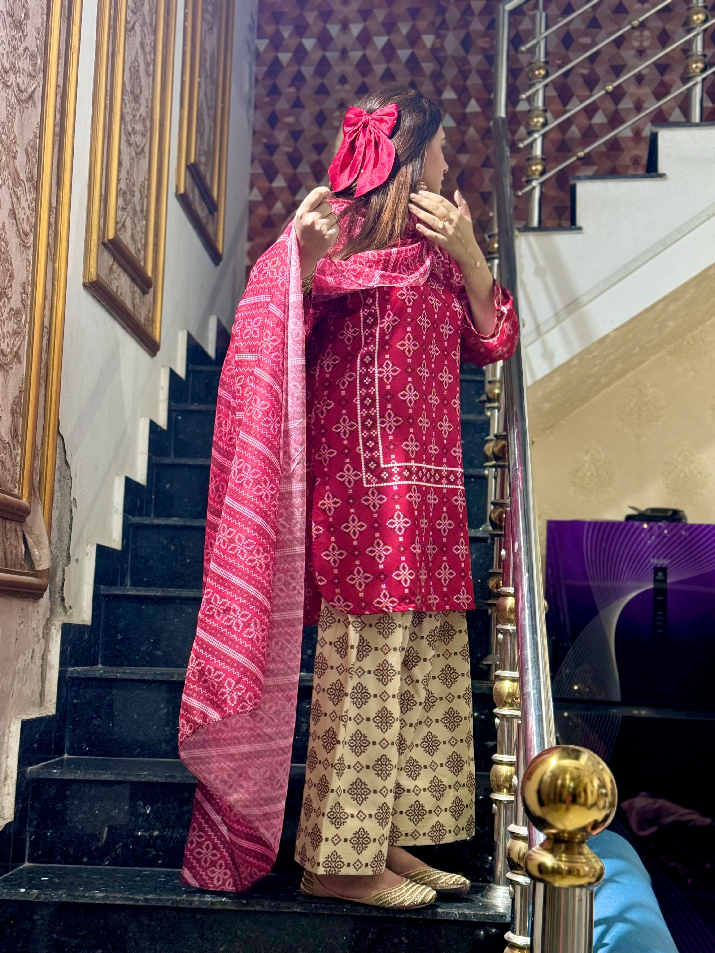 Basanti 3PC (Farshi)