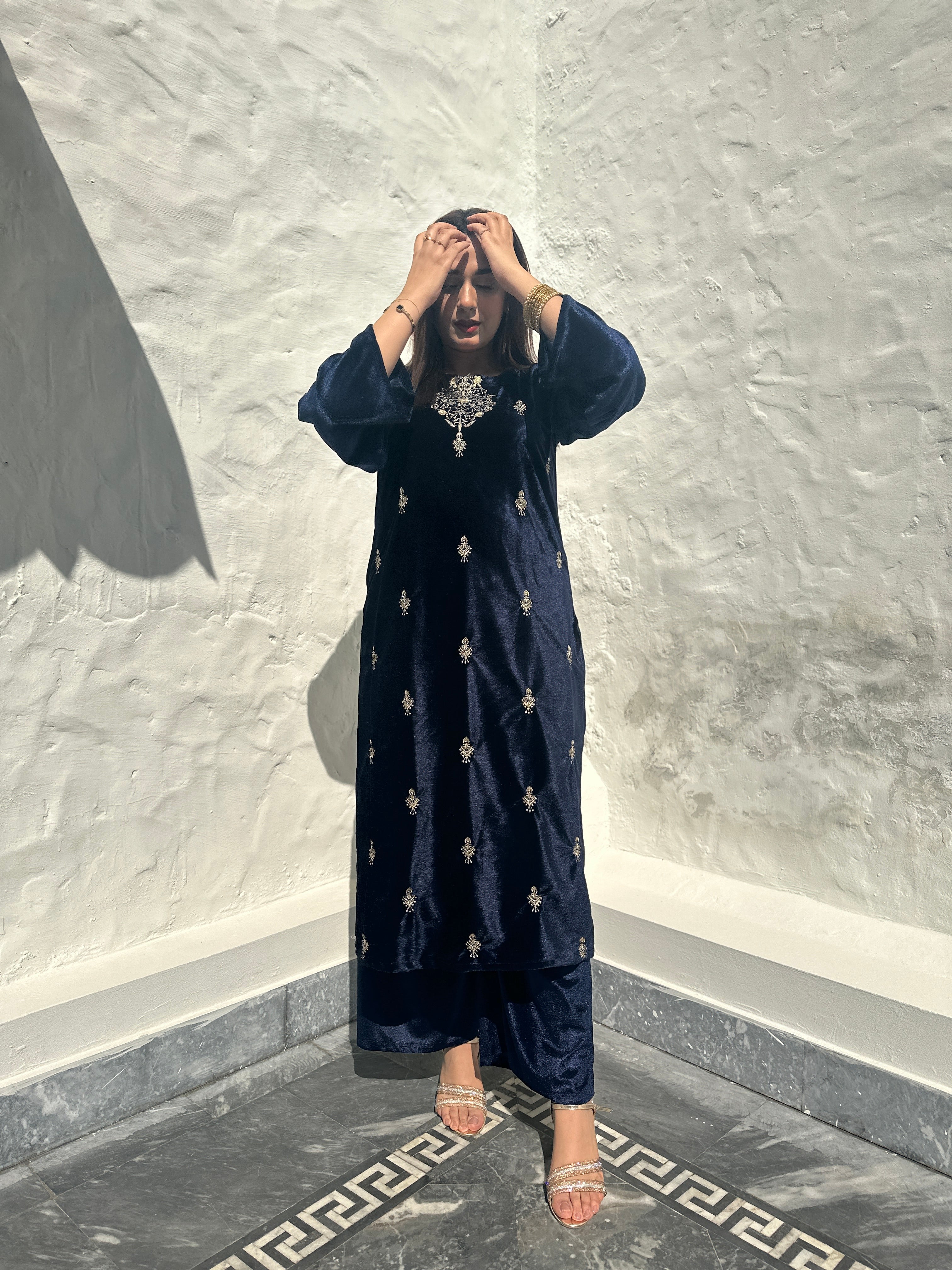 Velvet 2 piece navy