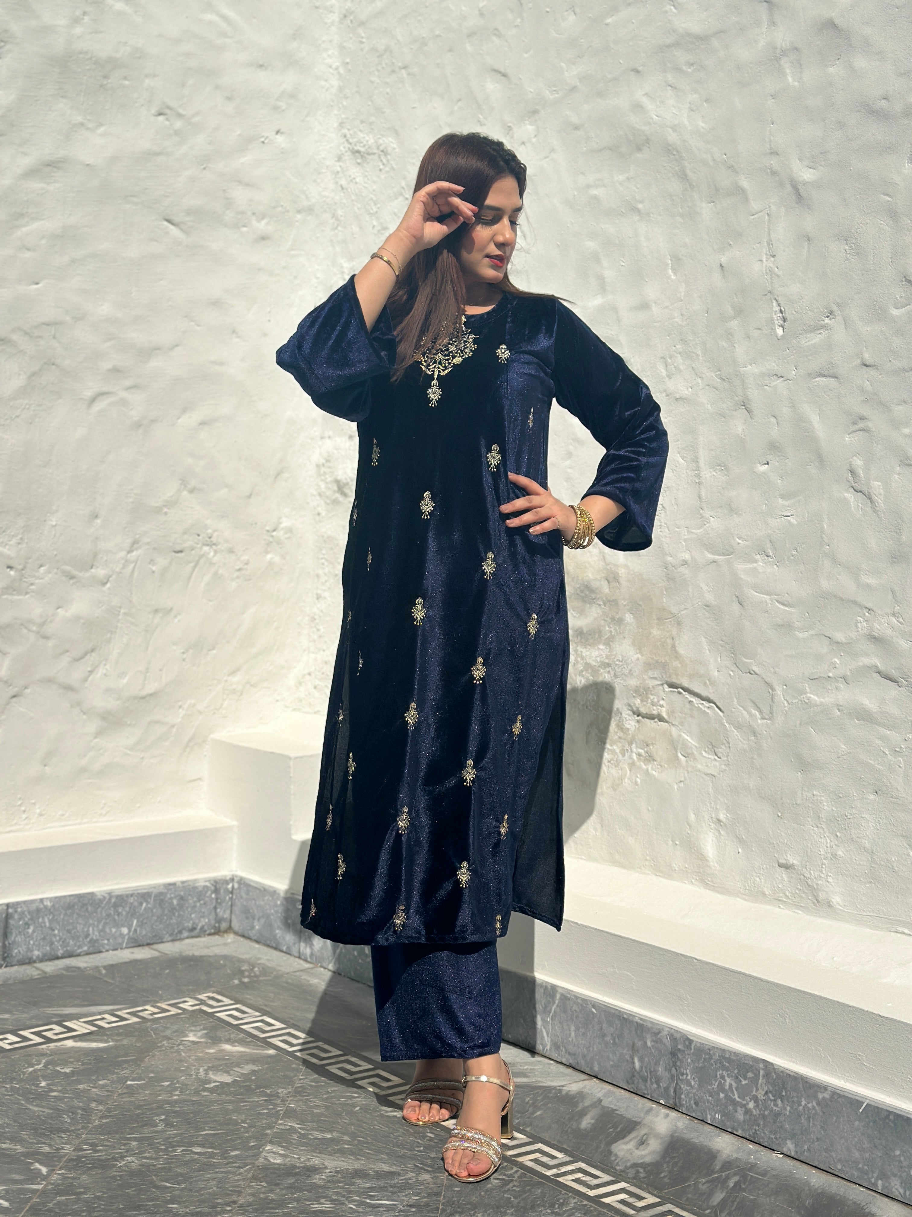 Velvet 2 piece navy