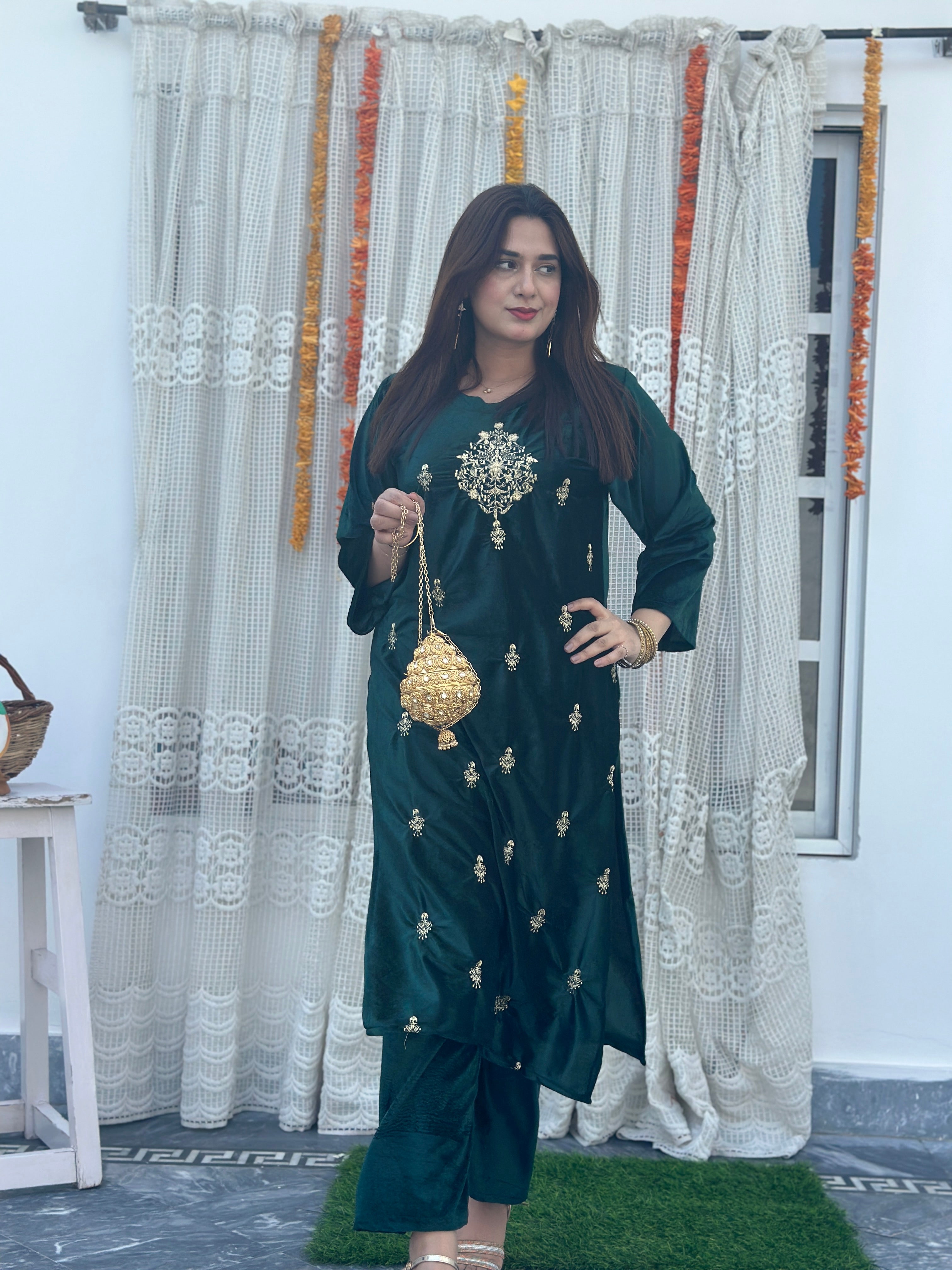 Velvet 2 piece Nancy