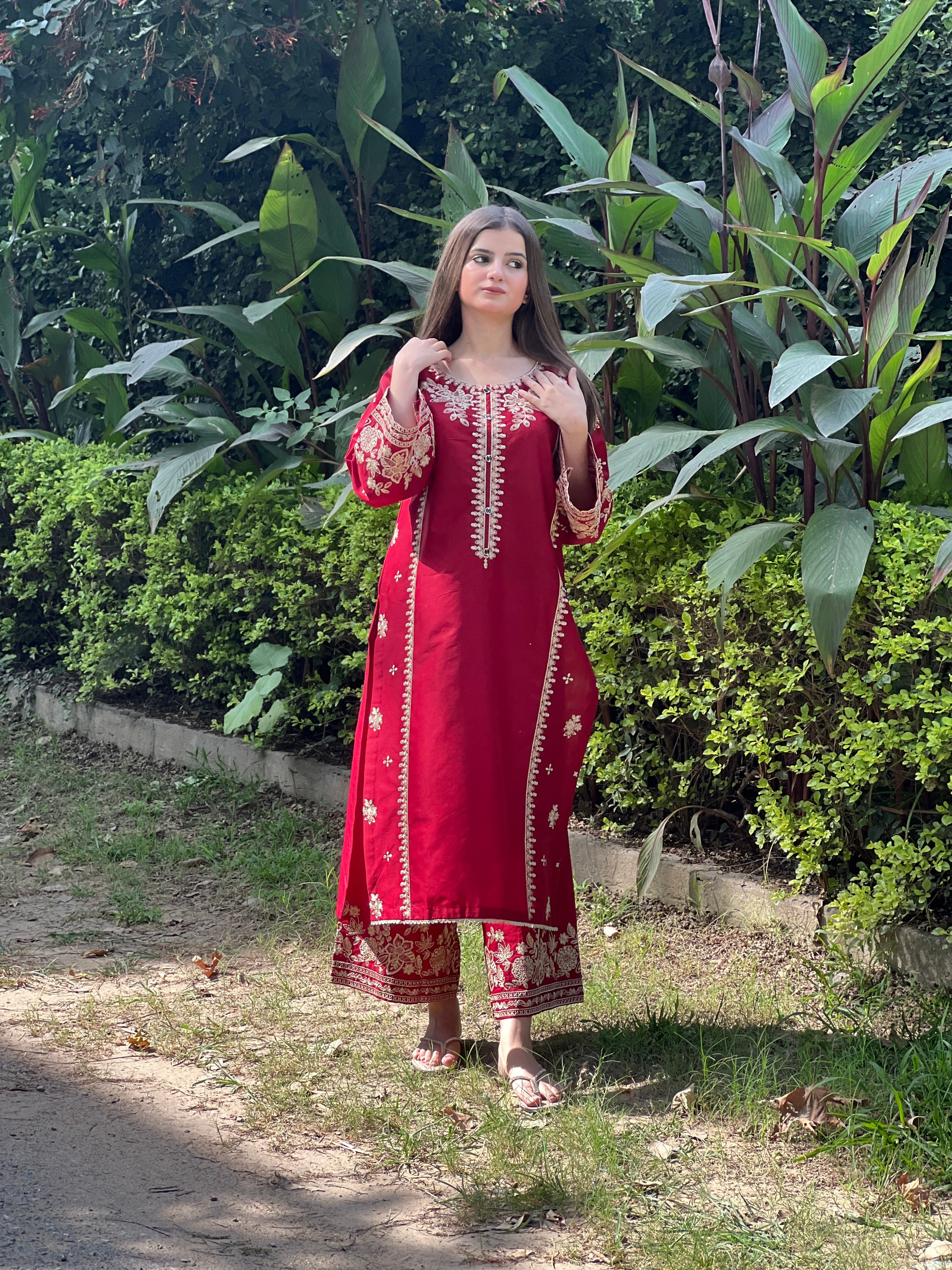 Ishq embroidered 2 pc