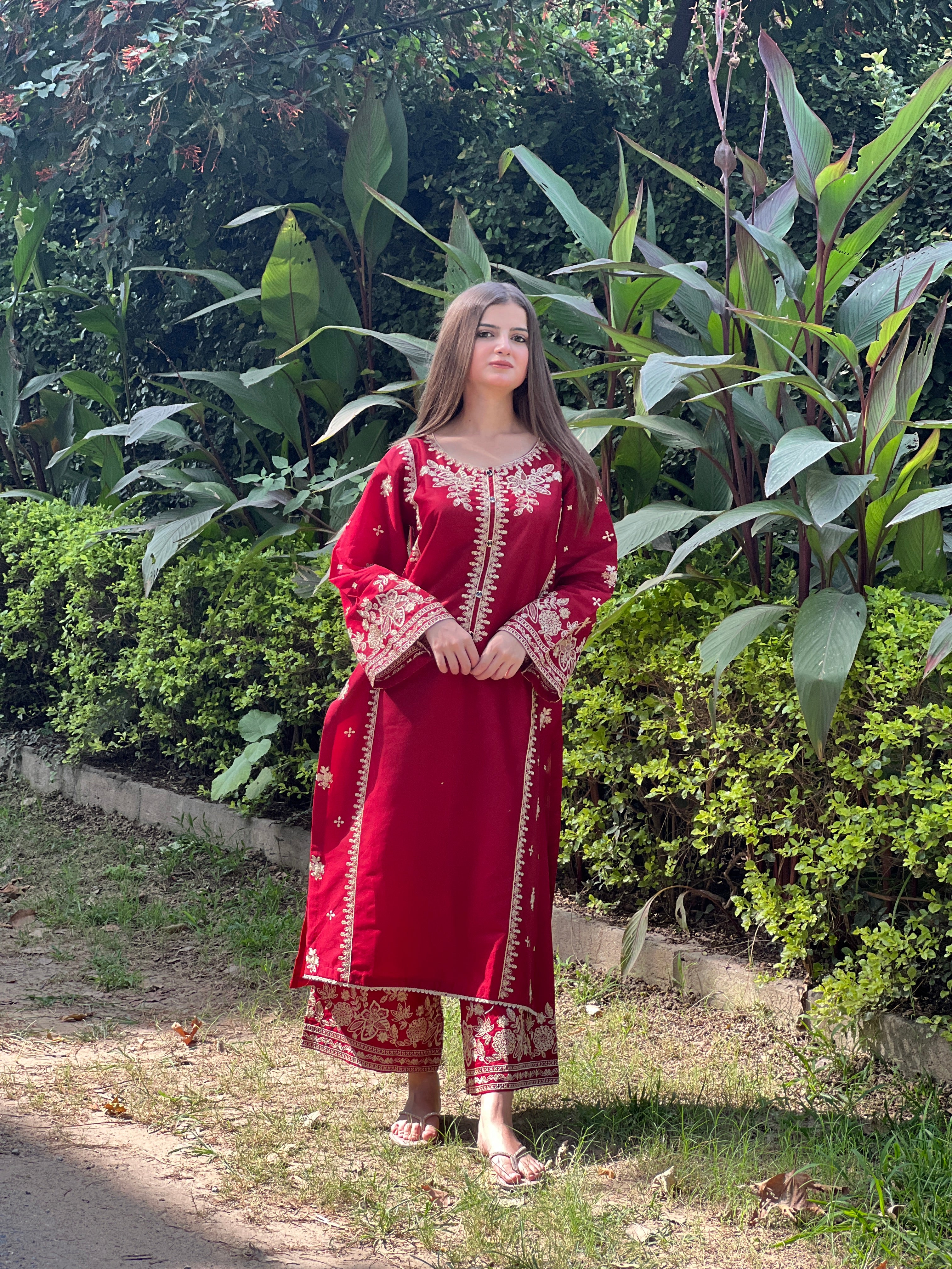 Ishq embroidered 2 pc