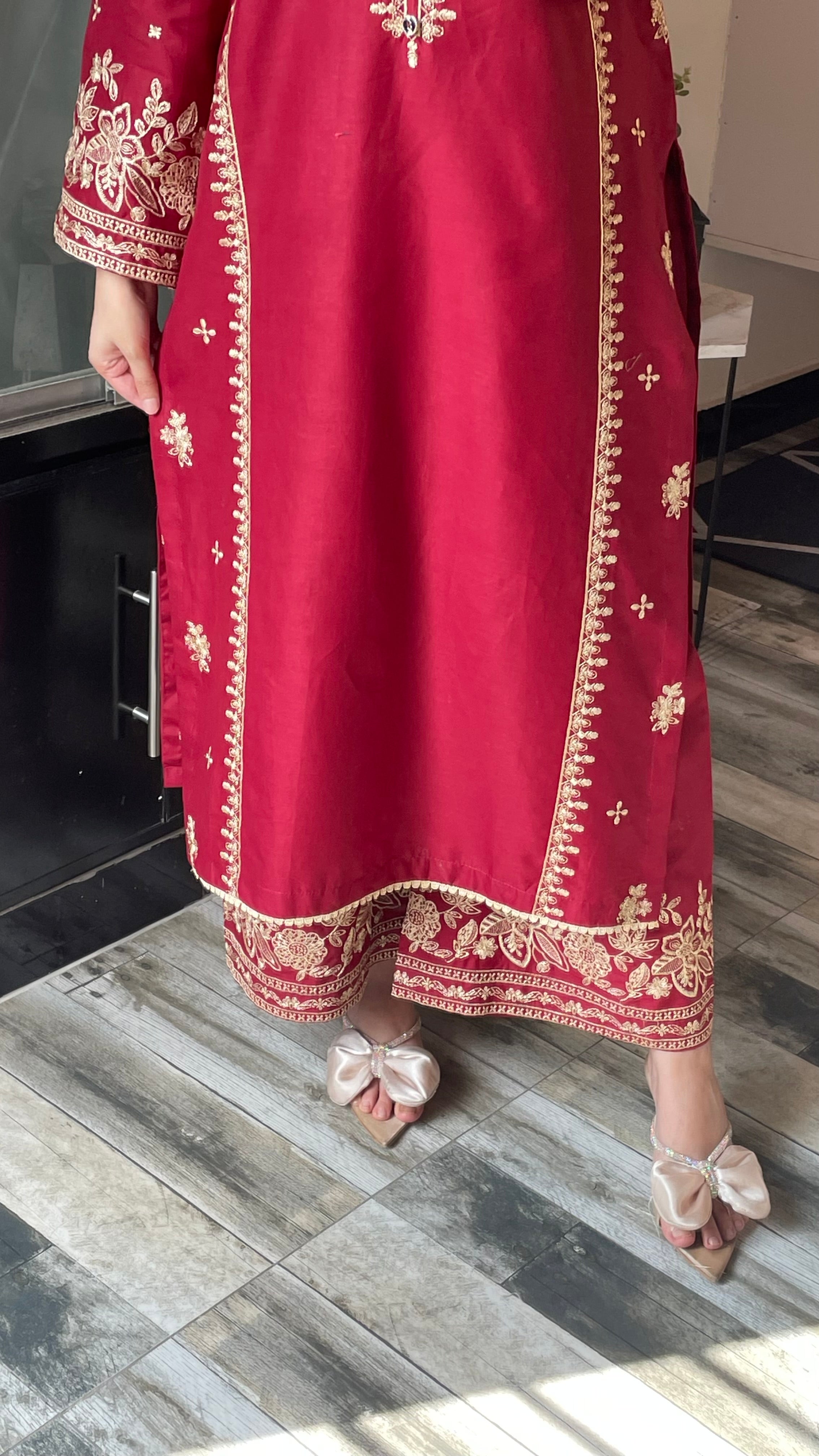 Ishq embroidered 2 pc