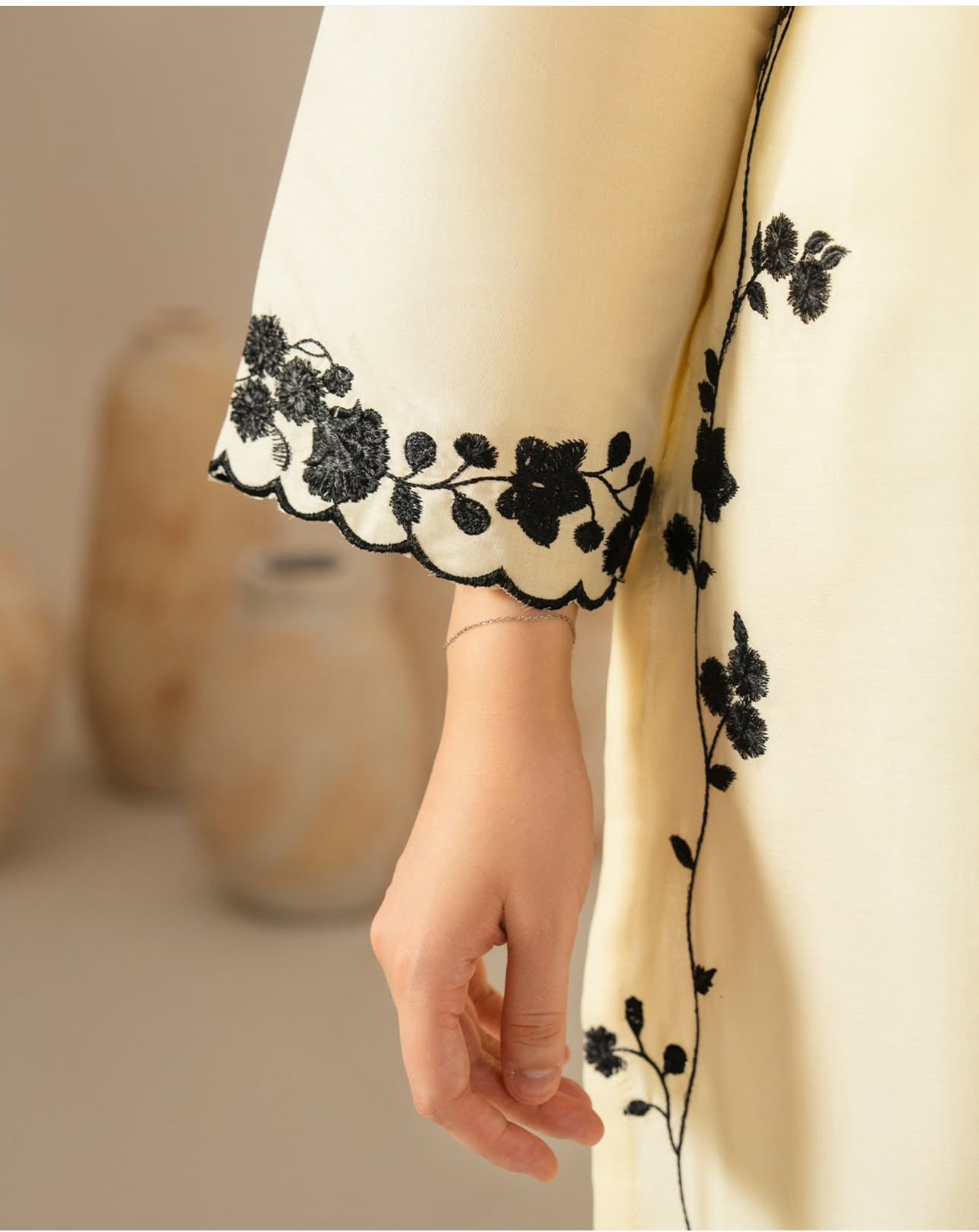 Noor Jahan embroidered 3pc