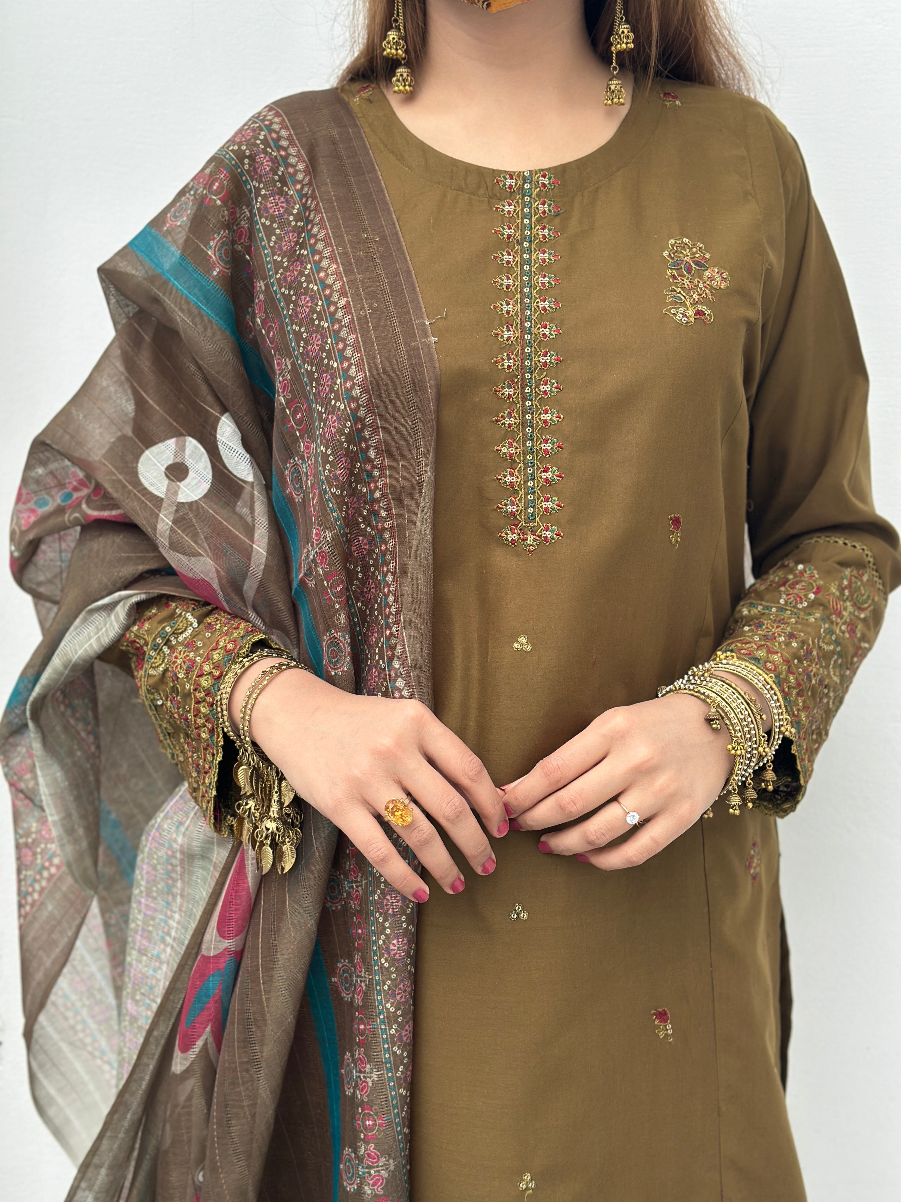 Tulsi 3pc sequin (lawn )