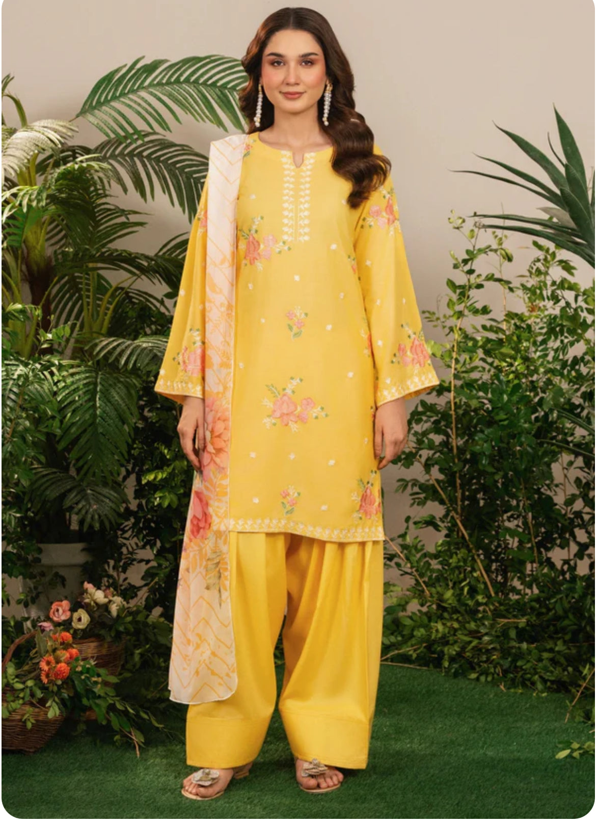 Sunny dew embroidered 3 Pc (Farshi)