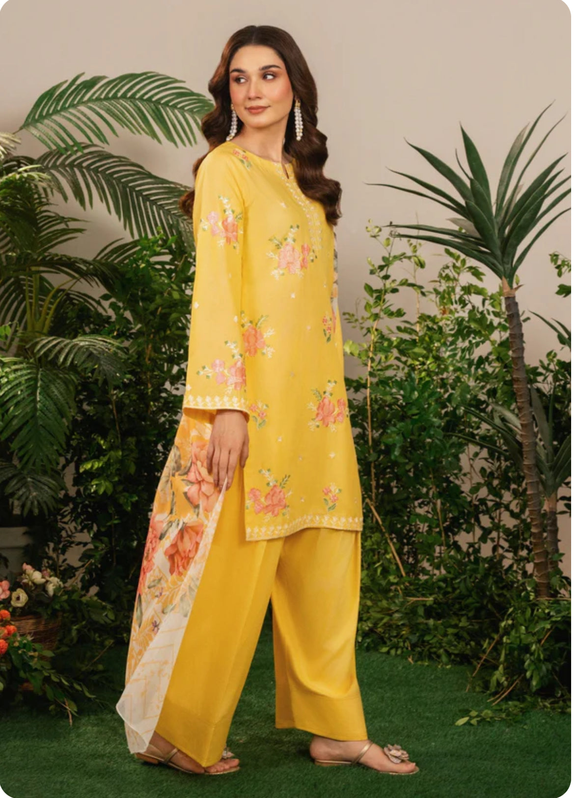 Sunny dew embroidered 3 Pc (Farshi)