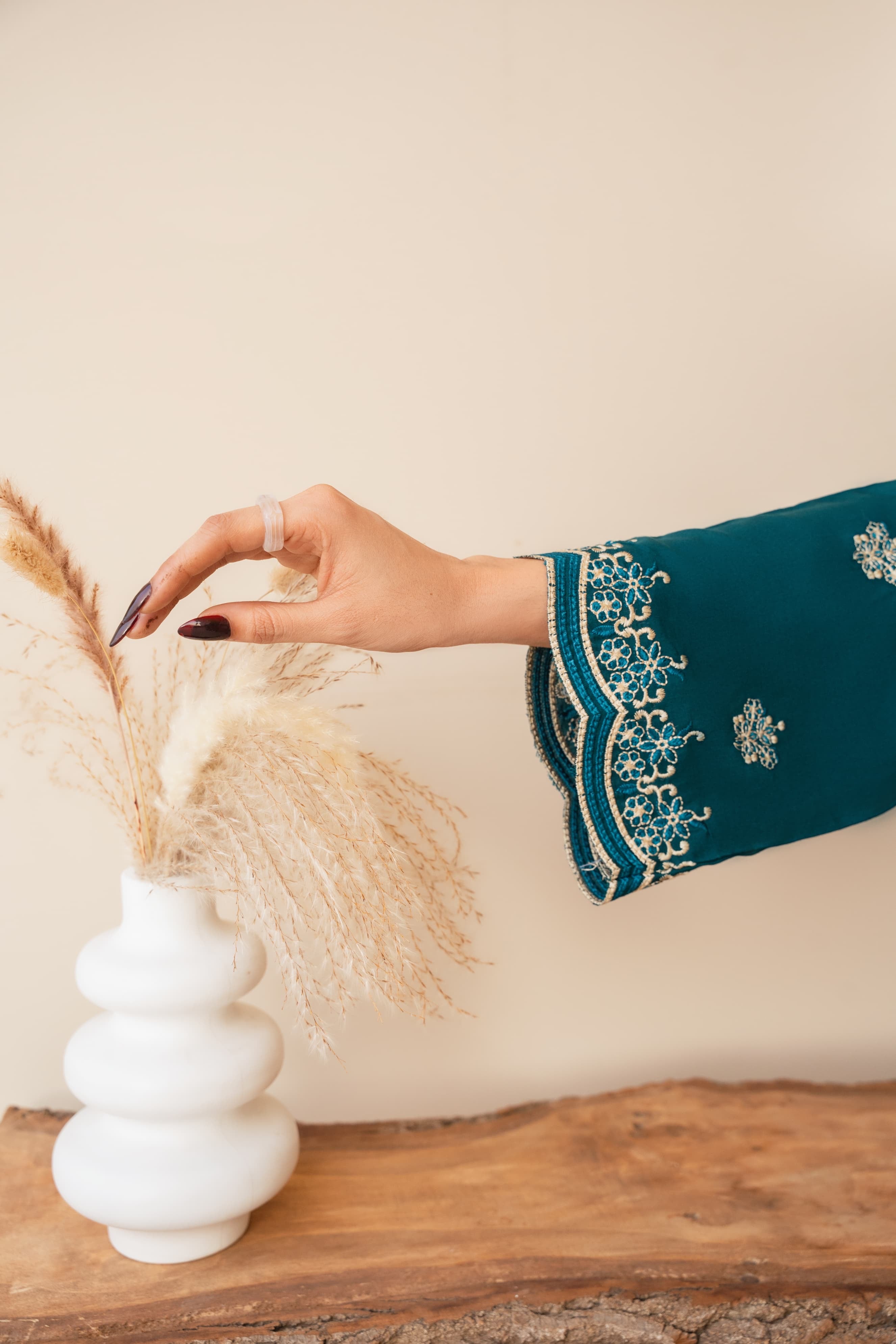 Fiza embroidered 2 Pc