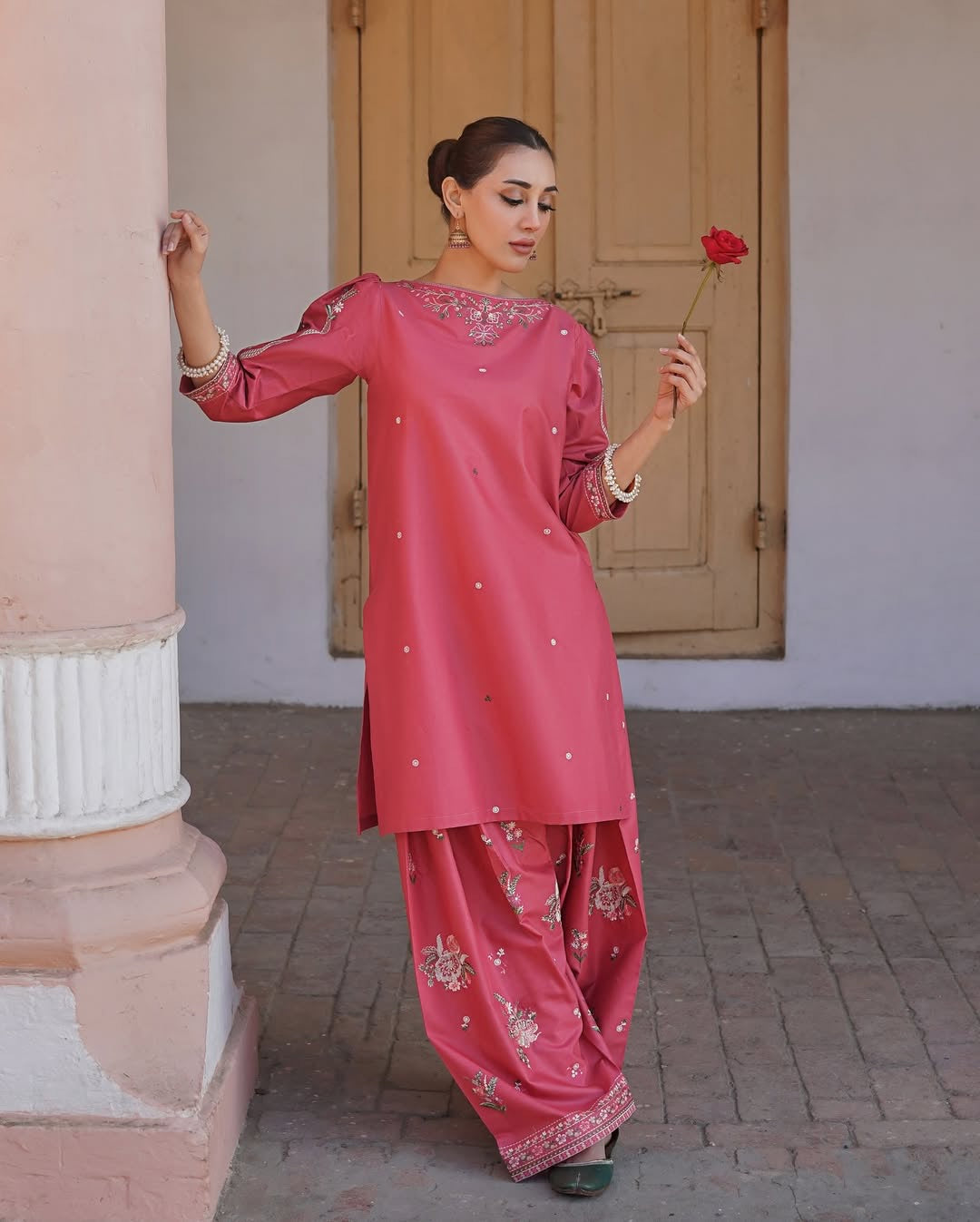 Nisho embroidered Farshi set