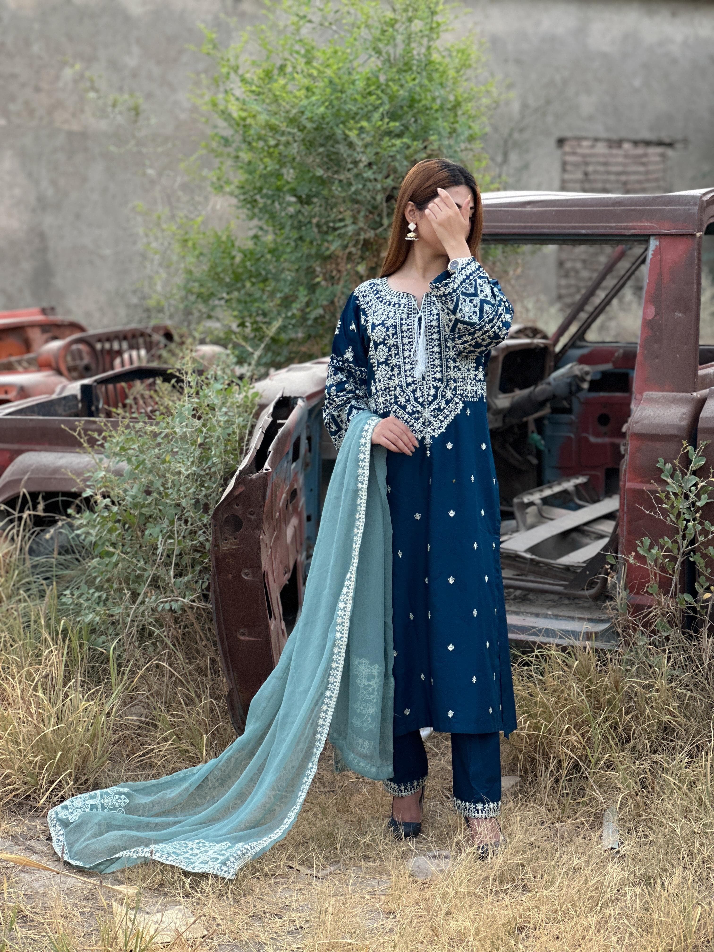 Dastan embroidered 3 pc teal