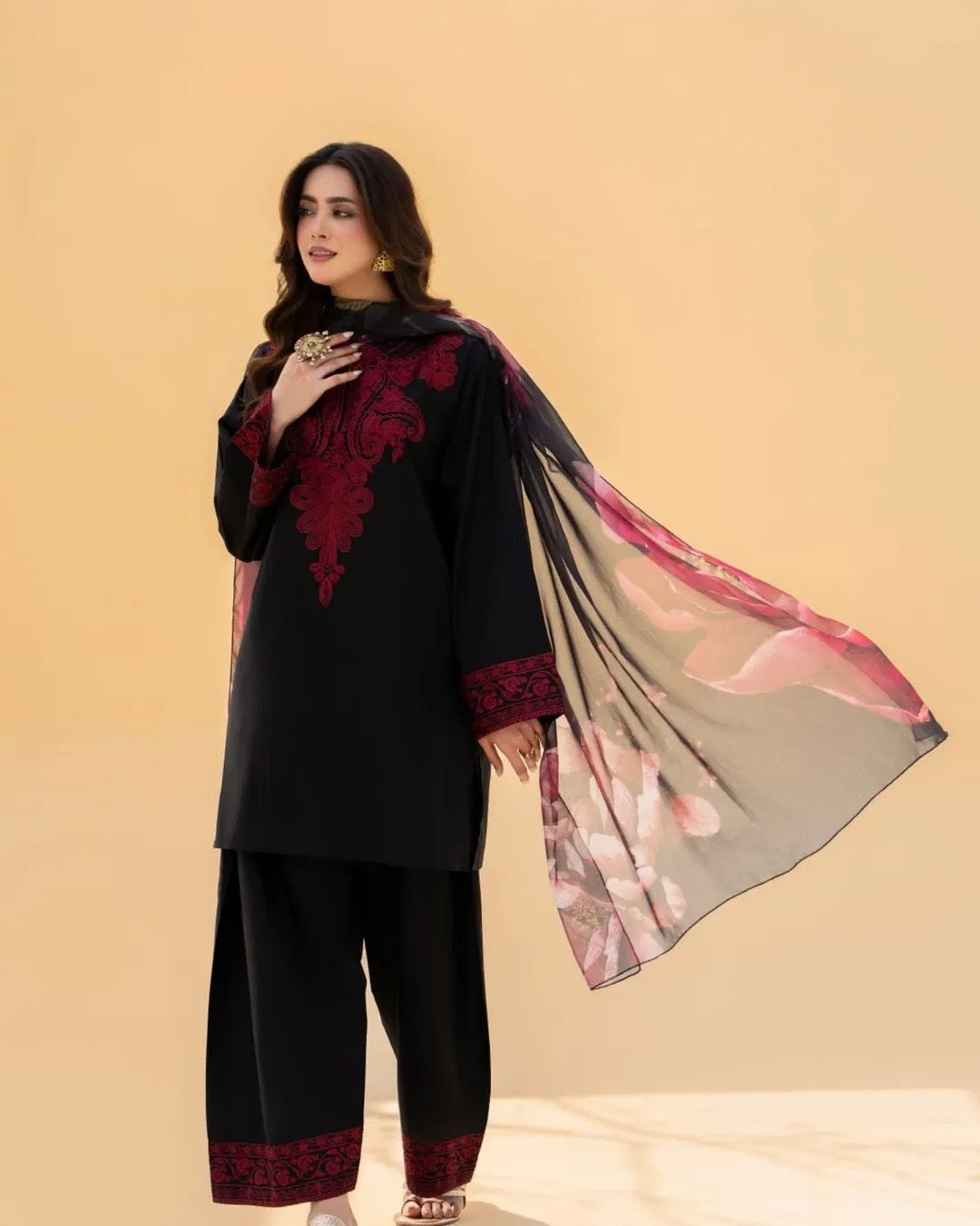 Mahnoor embroidered 3 pc